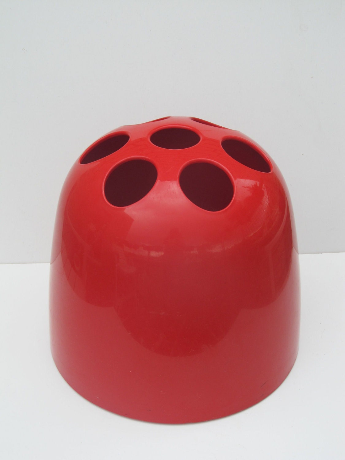 Dedalo, by Artemide Milano ,Italy. Umbrella and Stick stand. Collectors item featured in the Museum of Modern art in New York