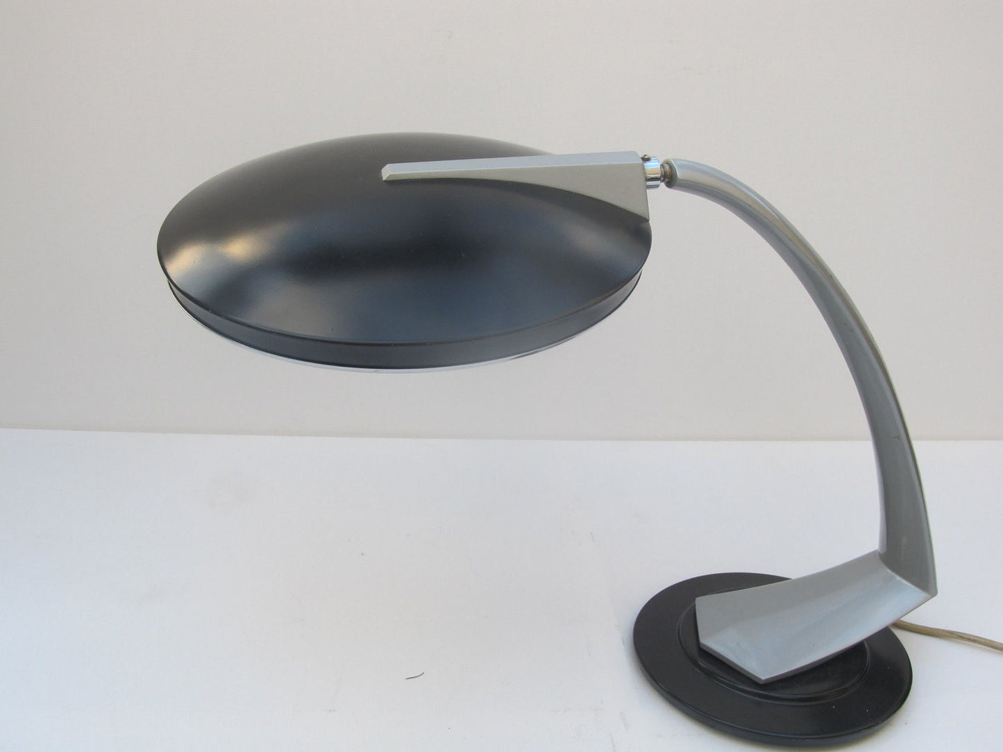 FASE BOOMERANG 2000
Heavy vintage Fase Lamp from Madrid