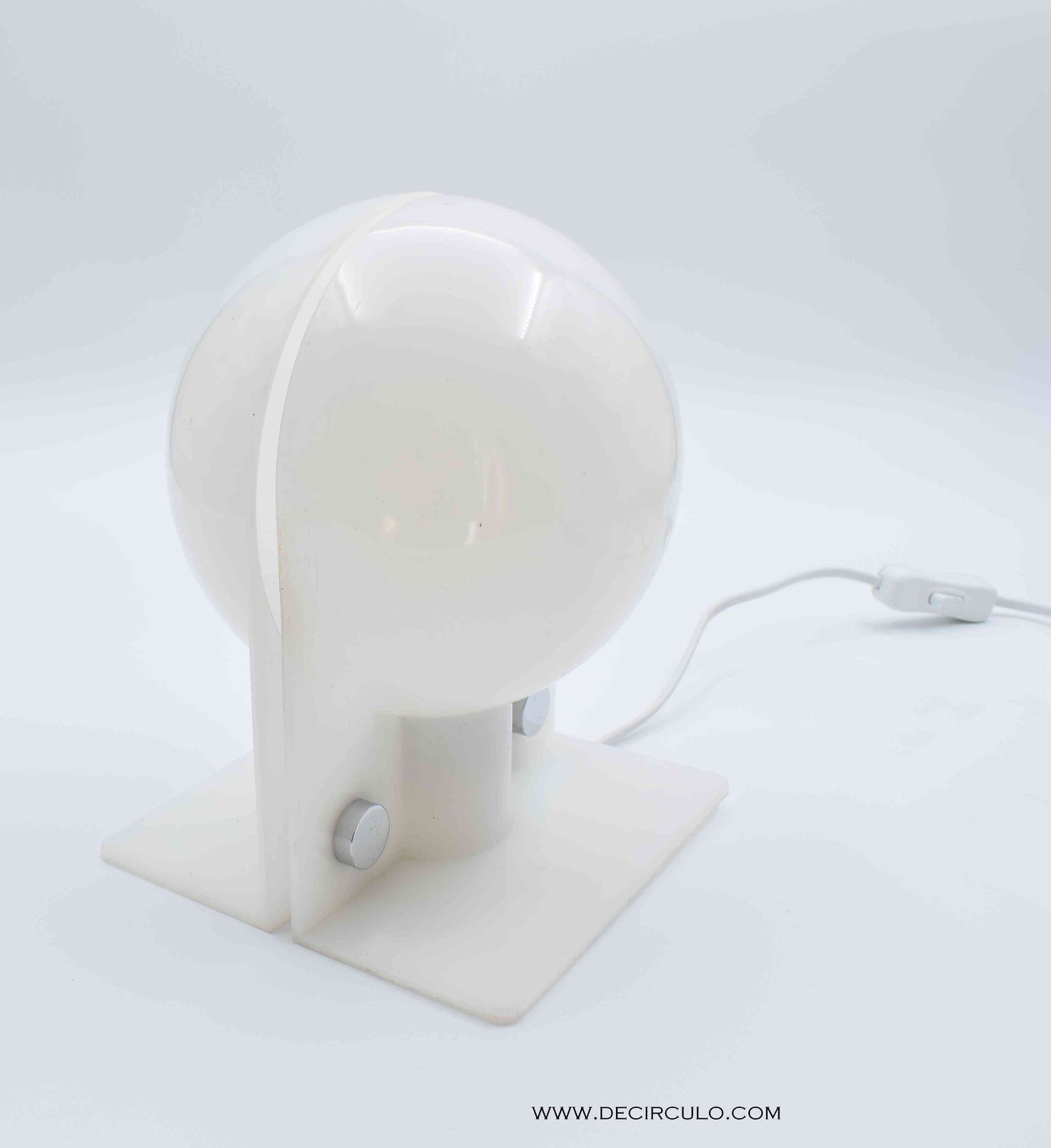 panton, eames, colani, guzzini, poulsen, artemide, Italian design, bedroom, space age, retro light, bedlight, lighting lamps, bed side lamp