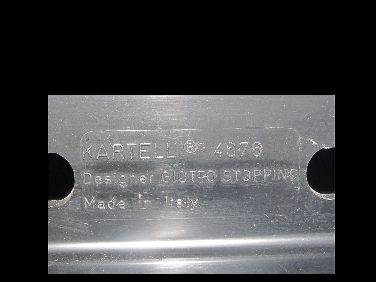 Revistero vintage Kartell Giotto Stoppino de los años 70