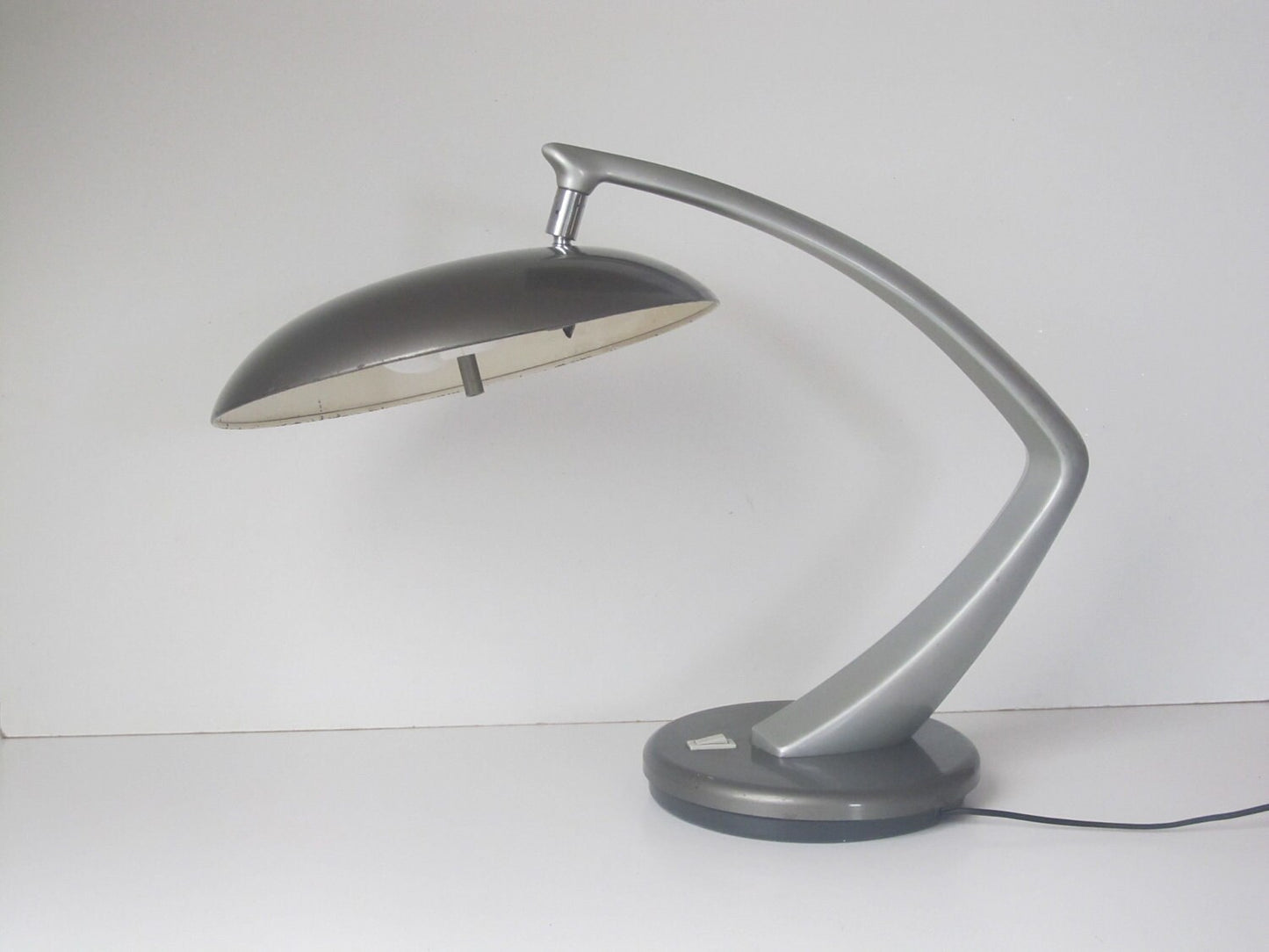 Fase Boomerang Madrid Spanje, Gereserveerd voor R. Vintage Retro bureautafellamp