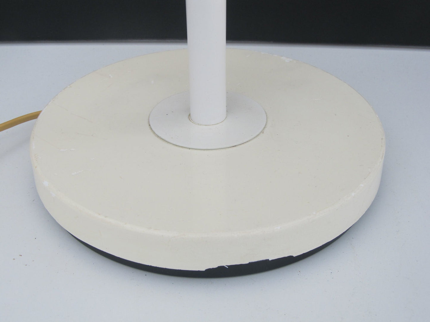 Fagerhults Sweden design Desk Table Lamp design, 1970s mid modern minimalistic mushroom lighting