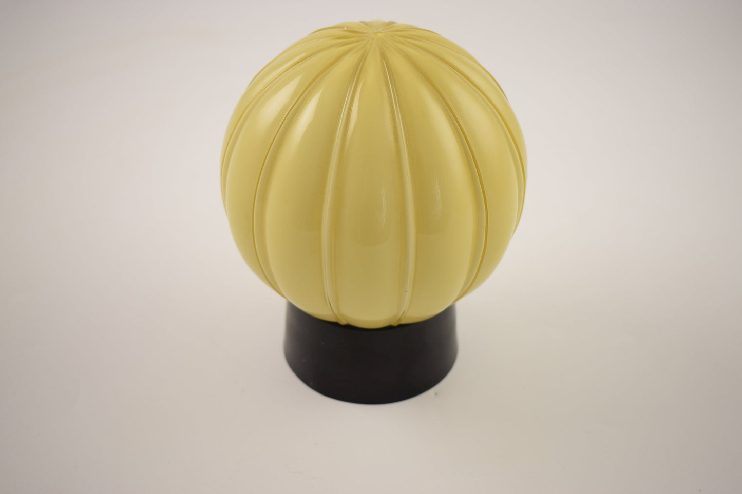 Lámpara Art Deco Thabur La Haya Países Bajos 1930 antigua lámpara de techo holandesa amarilla beige