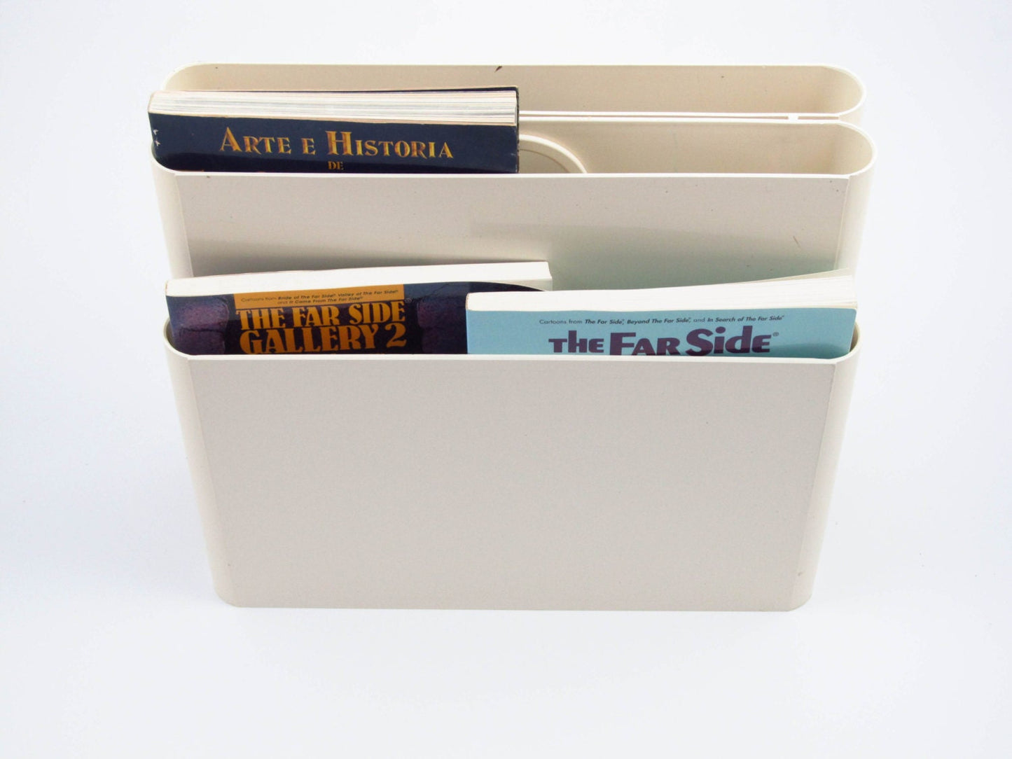 Kartell Giotto Stoppino Portariviste vintage white 1970s Magazine or newspaper Rack