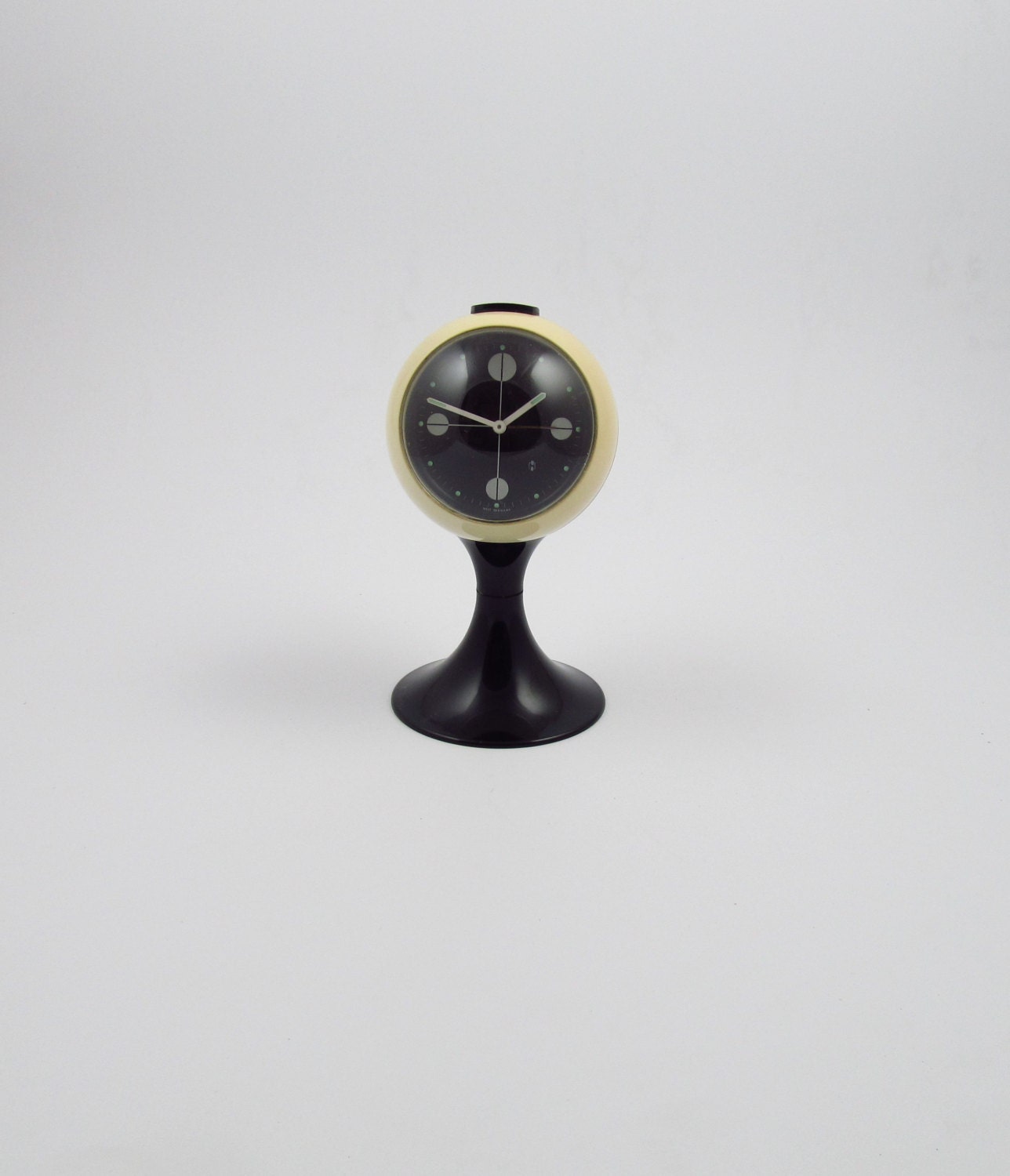 Reservado para A... Reloj despertador Blessing con pedestal en forma de tulipán blanco, fabricado en Alemania. Era espacial, hecha de plástico desde principios de los años 1970