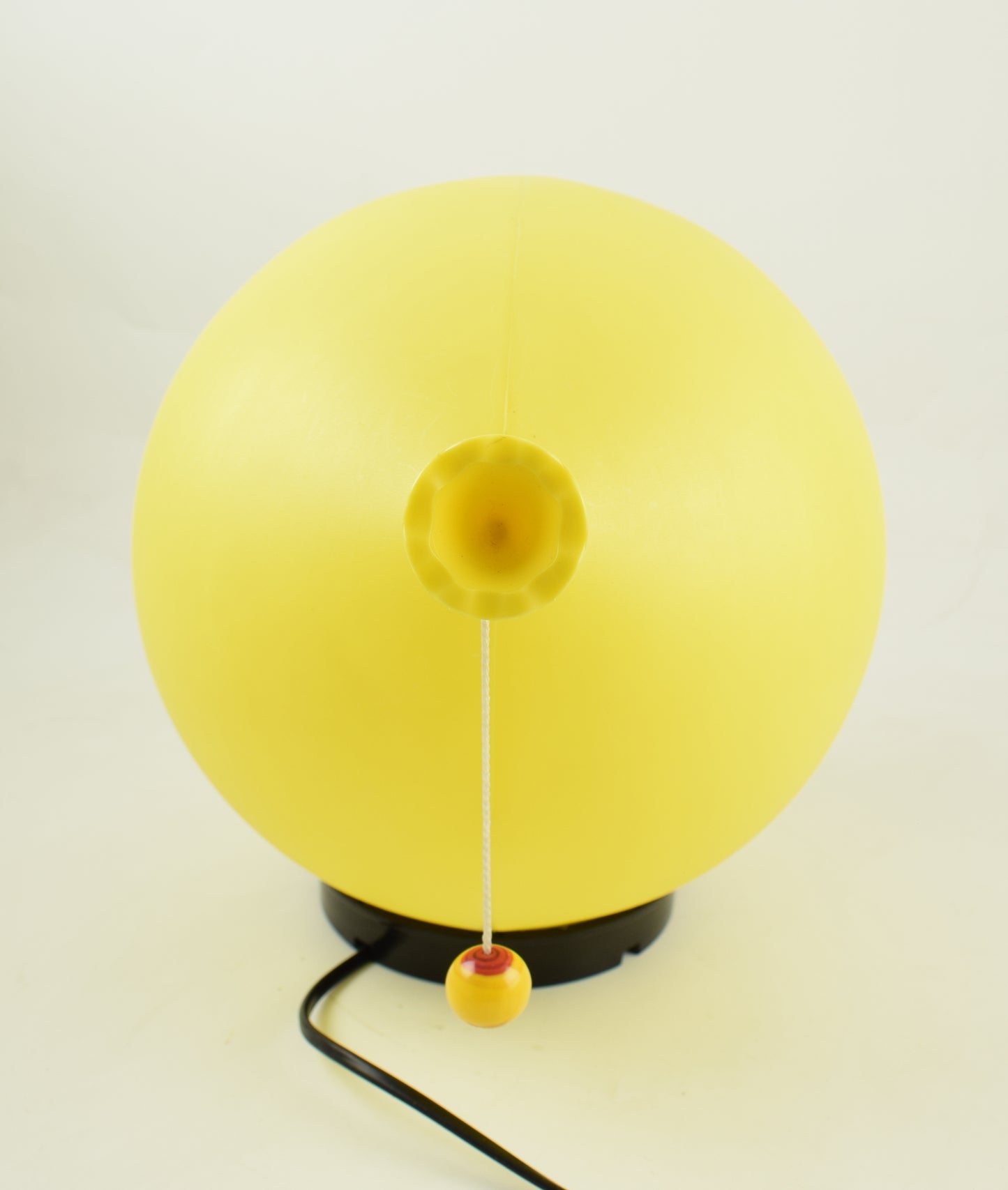 Balloon lamp designed by Yves Christin for Bilumen table or wall/ceiling light, Italy 1970s diffuser of blown plastic and black ABS base