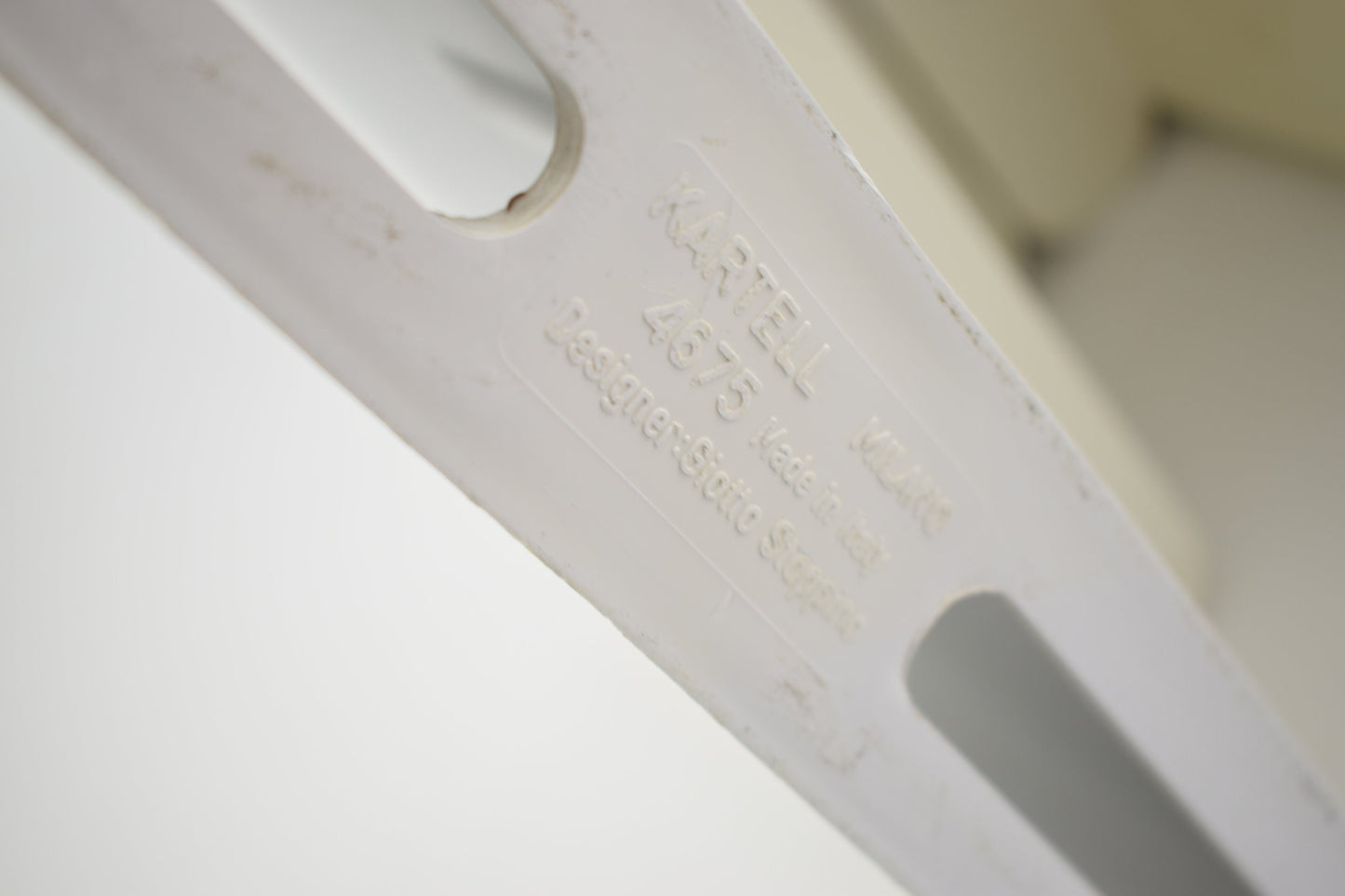 magazine rack newspaper rack kartell stoppino design seventies verner panton artemide colombo storage papers storage letters office storage white organizer livingroom white paper furniture white bookcase