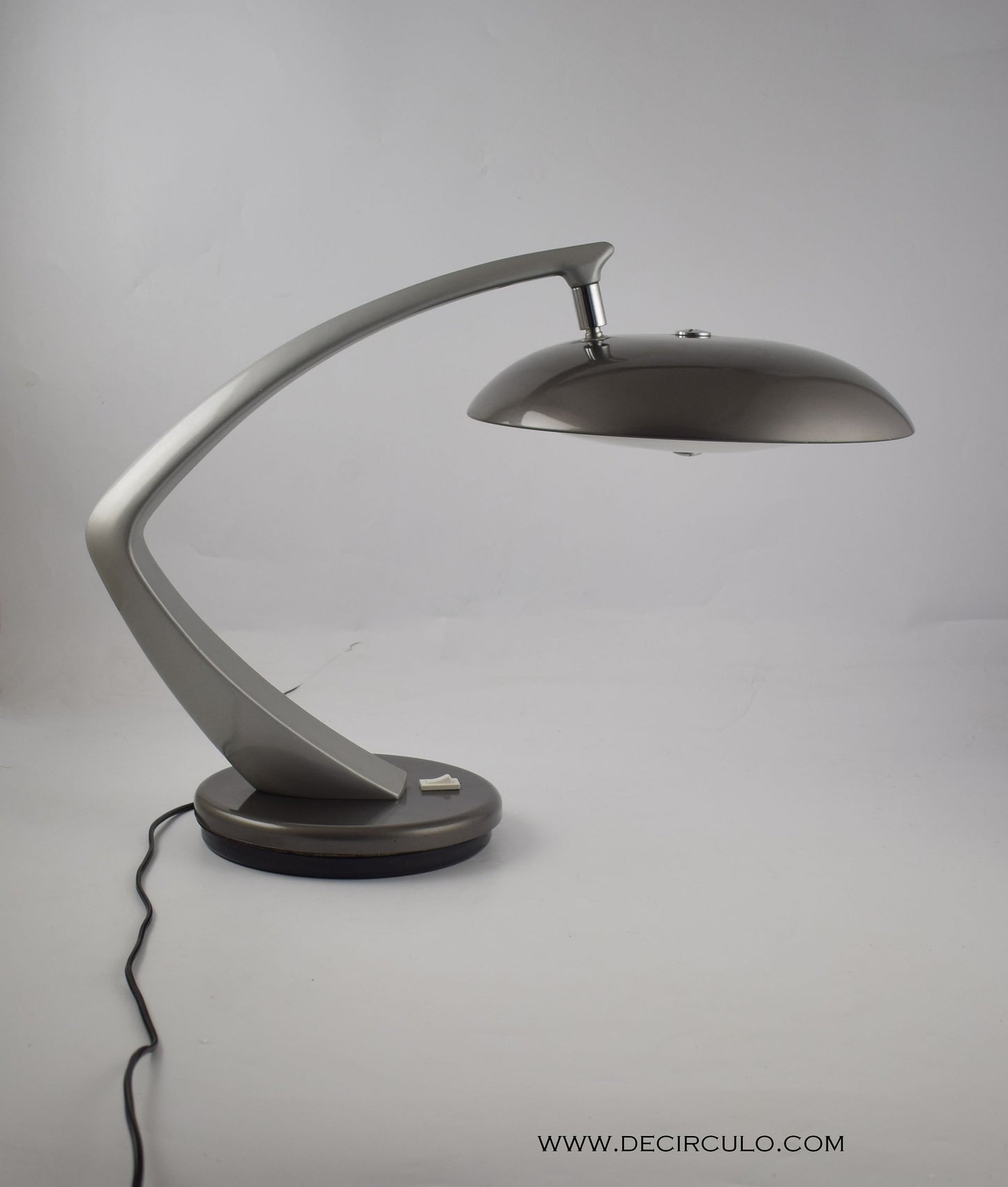 Fase Boomerang desk table lamp Madrid Spain. Beautiful light from the 1960s and early 1970s