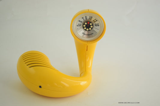 Toot-a-Loop panasonic yellow plastic AM-transistor wrist-radio R-72