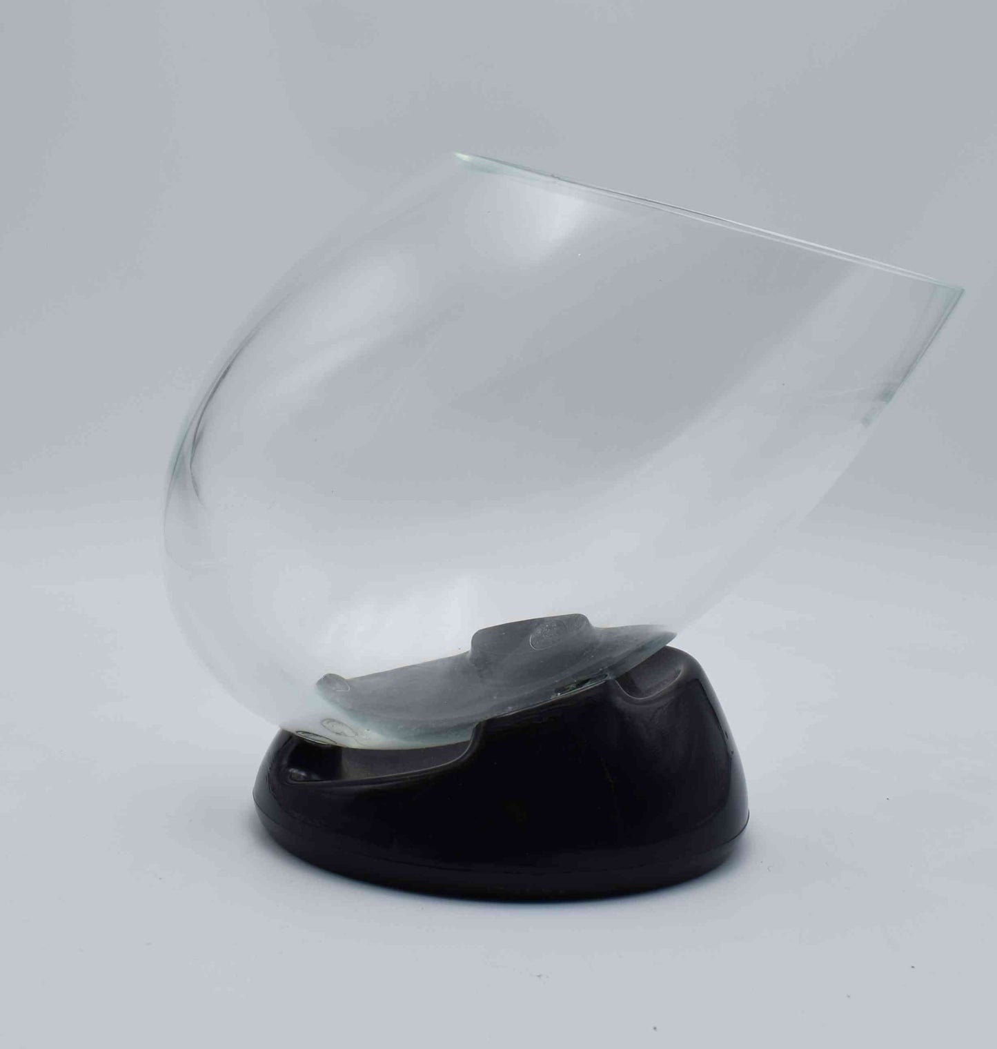 colani designer, Ritzenhoff Glass, wine cooler, champagne cooler, birthday party, crystal glass, marc newson, ettore sottsass, race car sports, formule 1 nascar, Ross Lovegrove, kitchen appliance, ice bucket