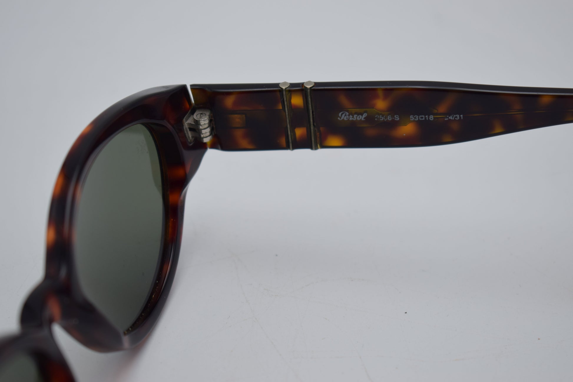 fendi chanel, vintage sunglasses, gucci prada, ray-ban oakley, persol balmain, burberry versace, cartier dior, Yves Saint Laurent, Miu Miu ysl, summer woman gift, dolce gabbana, Swarovski Trifari, Guerlain revlon