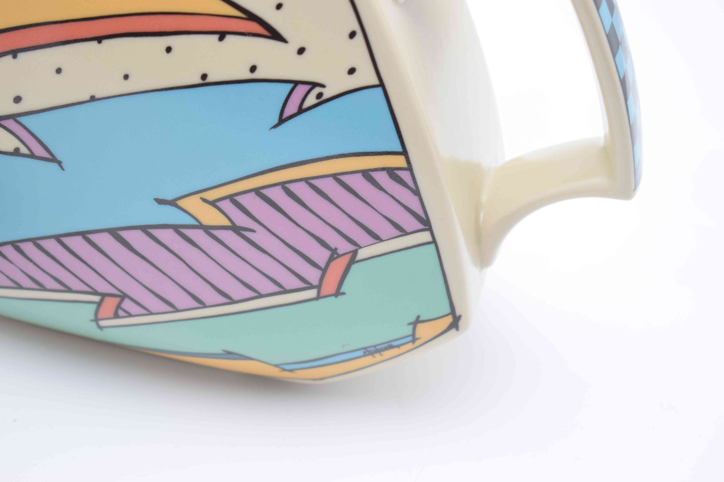 memphis style, graffiti 1980s, rosenthal ceramics, rosenthal porcelain, vintage plates, flash one rosenthal, museum piece, 1980s design, vintage ikea, vintage kitchenware, Villeroy Boch, design kitchenware