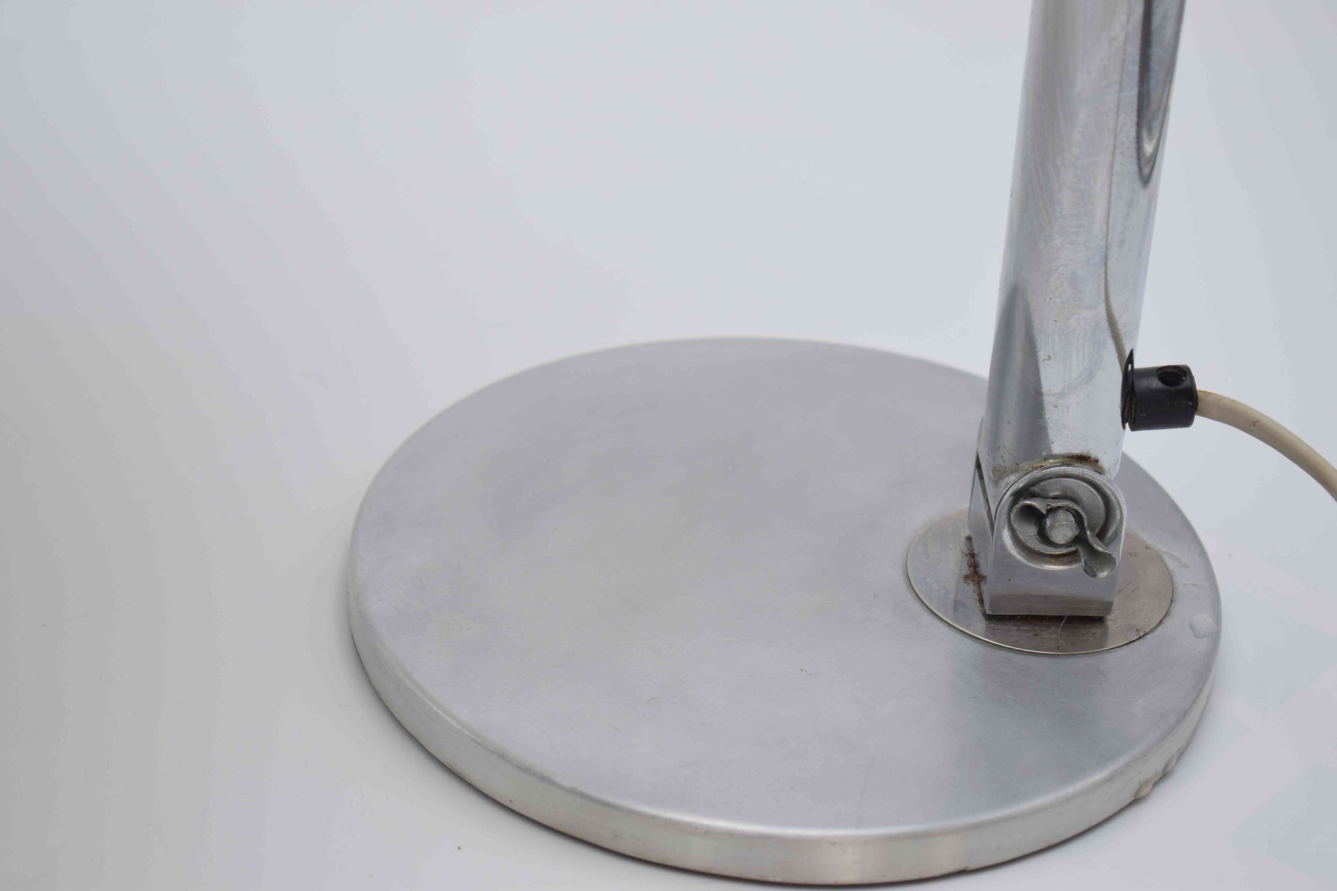 bauhaus, art deco, hala, tabe light, desk light, office, industrial, mid century modern, dutch, kaiser dell, rietveld, jugendstil, mid century