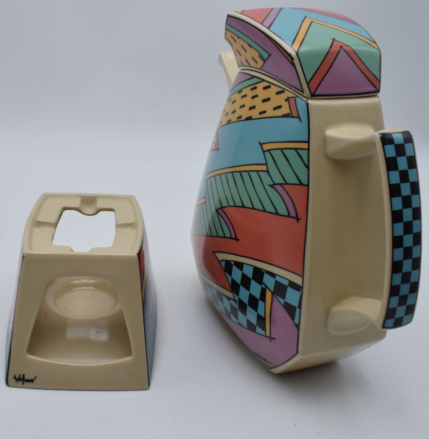memphis style, rosenthal ceramics, rosenthal porcelain, vintage plates, flash one rosenthal, 1980s design, vintage kitchenware, Villeroy Boch, design kitchenware, Dorothy Hafner, keith haring, Andy Warhol, popart