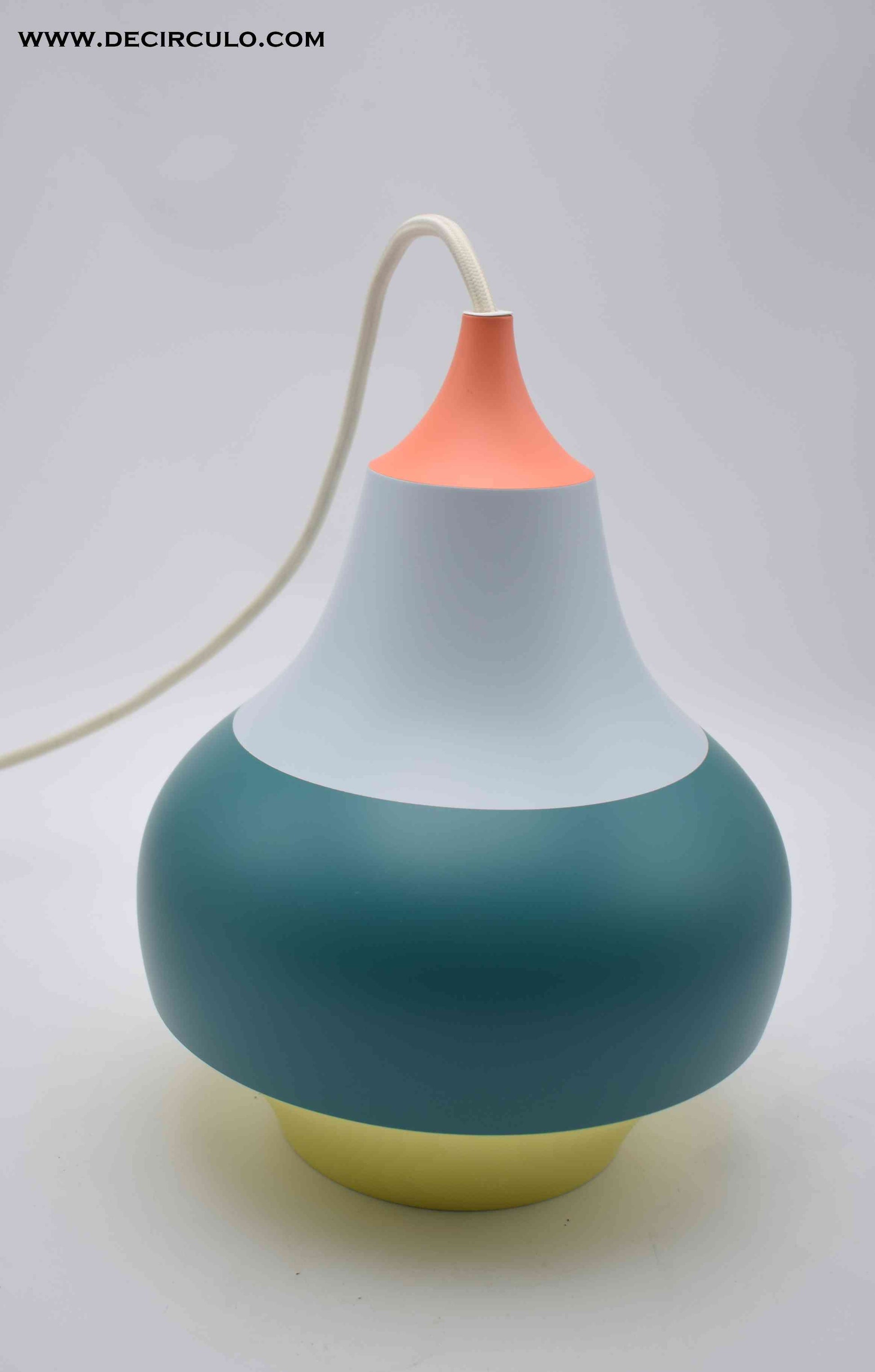 louis poulsen, danish design, color full pendant, kitchen lamp, Scandinavian lamp, cirque fog morup, vitra martinelli, Arne Jacobsen, Hans Wegner, Poul Henningsen, ero Saarinen lamp, design hanging lamp, memphis milano
