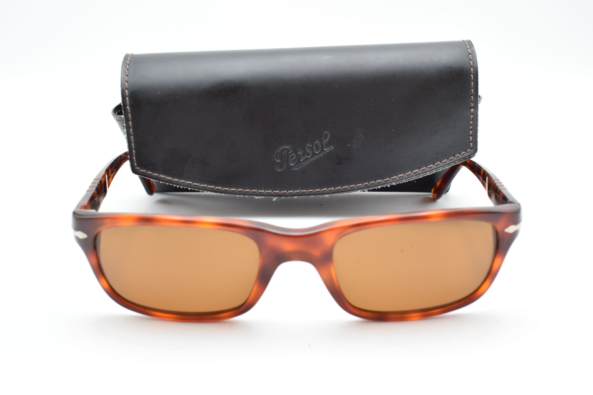 fendi chanel, vintage sunglasses, gucci prada, ray-ban oakley, persol balmain, burberry versace, cartier dior, Yves Saint Laurent, Miu Miu ysl, summer woman gift, dolce gabbana, Swarovski Trifari, Guerlain revlon