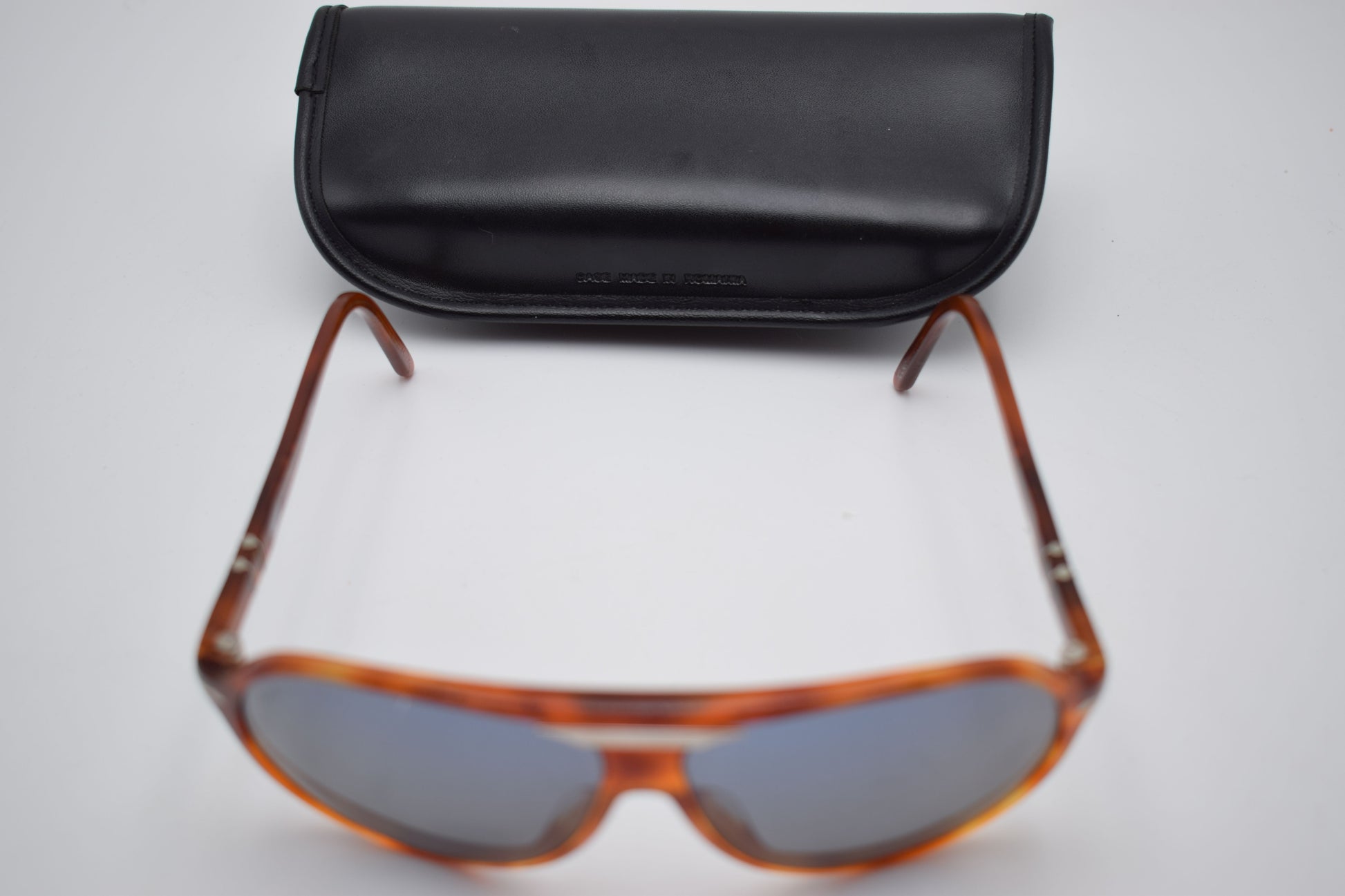 fendi chanel, vintage sunglasses, gucci prada, ray-ban oakley, persol balmain, burberry versace, cartier dior, Yves Saint Laurent, Miu Miu ysl, summer woman gift, dolce gabbana, Swarovski Trifari, Guerlain revlon