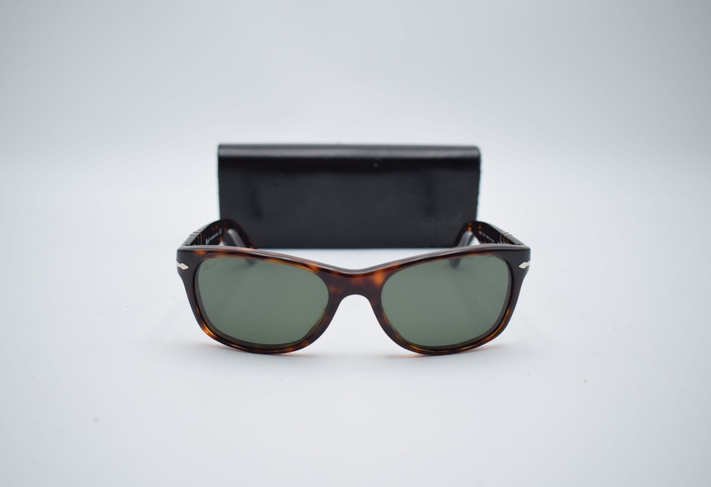 fendi chanel, vintage sunglasses, gucci prada, ray-ban oakley, persol balmain, burberry versace, cartier dior, Yves Saint Laurent, summer woman gift, dolce gabbana, Guerlain revlon, tortoise sunglasses, stylish sunglasses