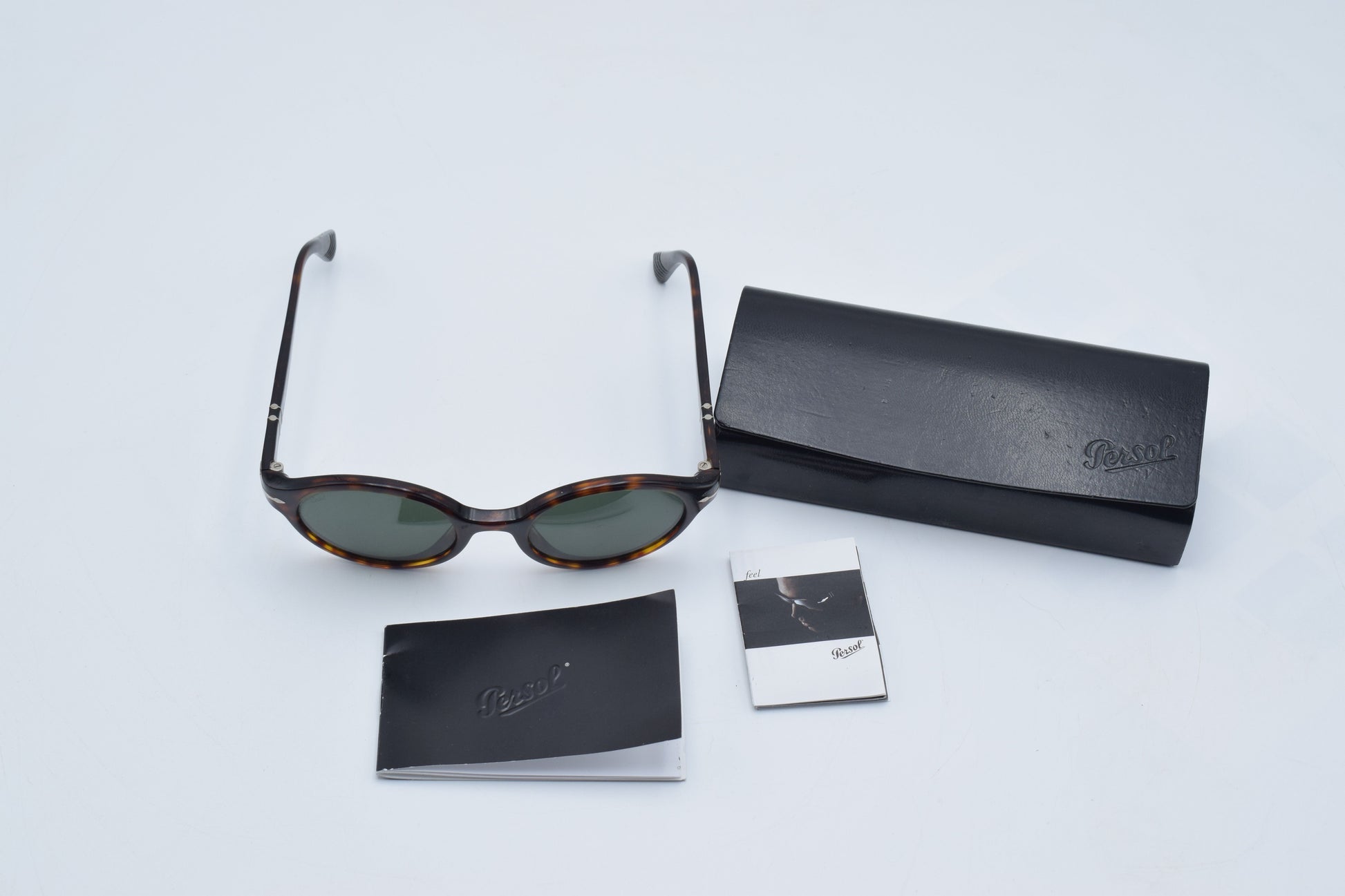 fendi chanel, vintage sunglasses, gucci prada, ray-ban oakley, persol balmain, burberry versace, cartier dior, Yves Saint Laurent, Miu Miu ysl, summer woman gift, dolce gabbana, Swarovski Trifari, Guerlain revlon