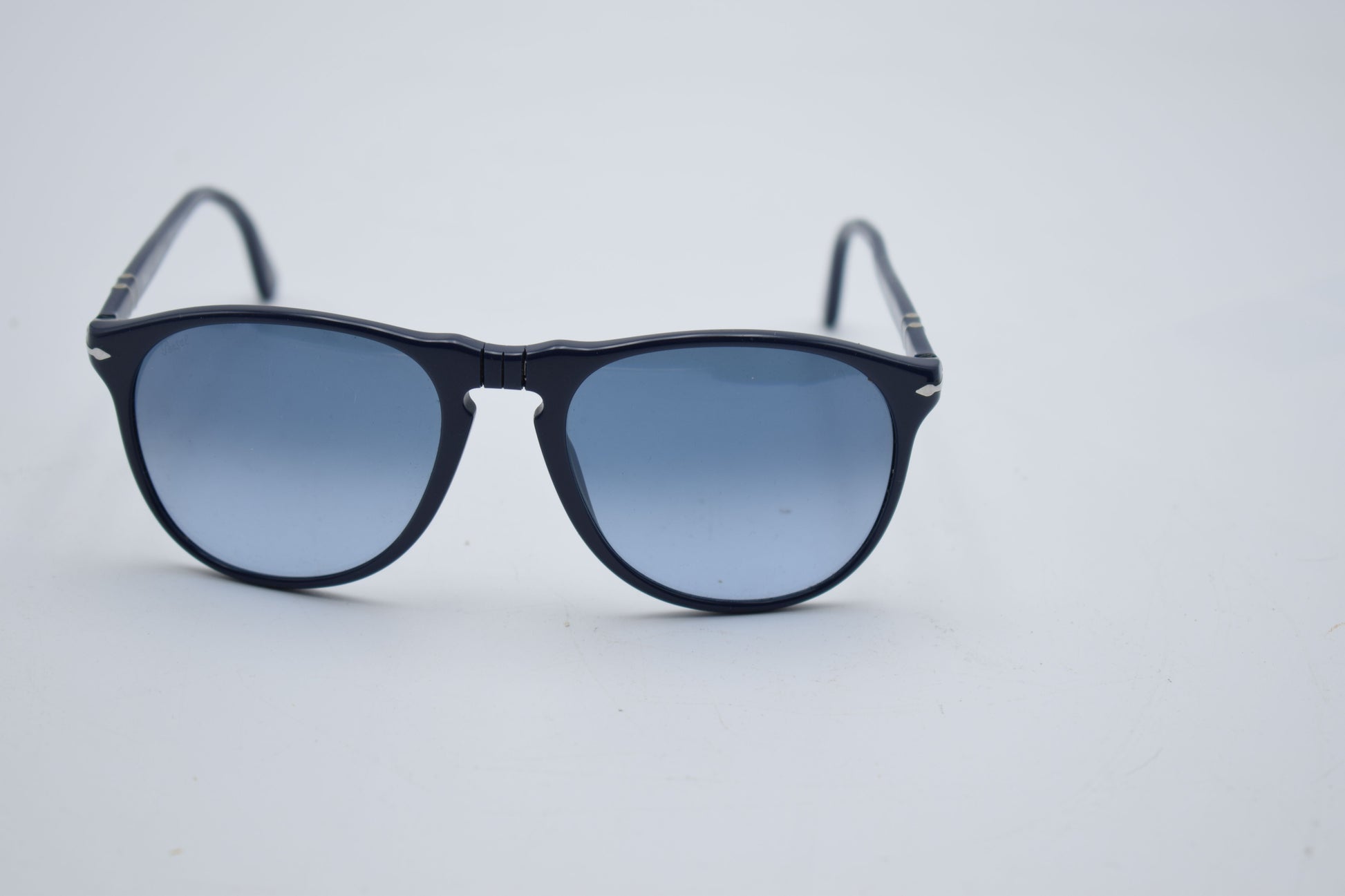 fendi chanel, vintage sunglasses, gucci prada, ray-ban oakley, persol balmain, burberry versace, cartier dior, Yves Saint Laurent, Miu Miu ysl, summer woman gift, dolce gabbana, Swarovski Trifari, Guerlain revlon