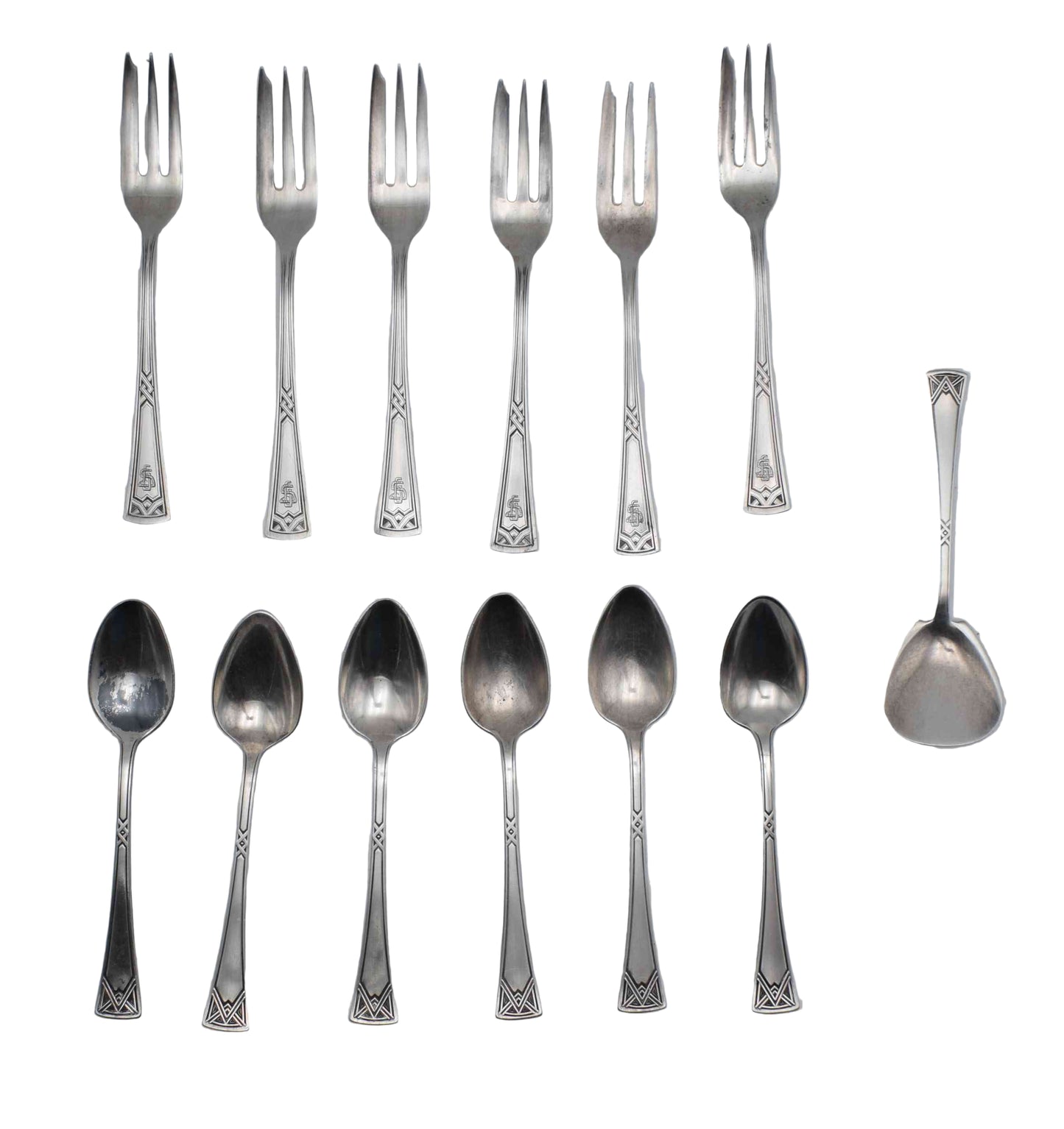 art deco, art nouveau, tea spoon 1930s, cake forks 1920s, Celtic Knot Teaspoon, René Lalique, Le Corbusier, Jugendstil cutlery, Epstein Brothers, Art Deco Interior, Cilquin gero, gispen coffee tea, art deco kitchen