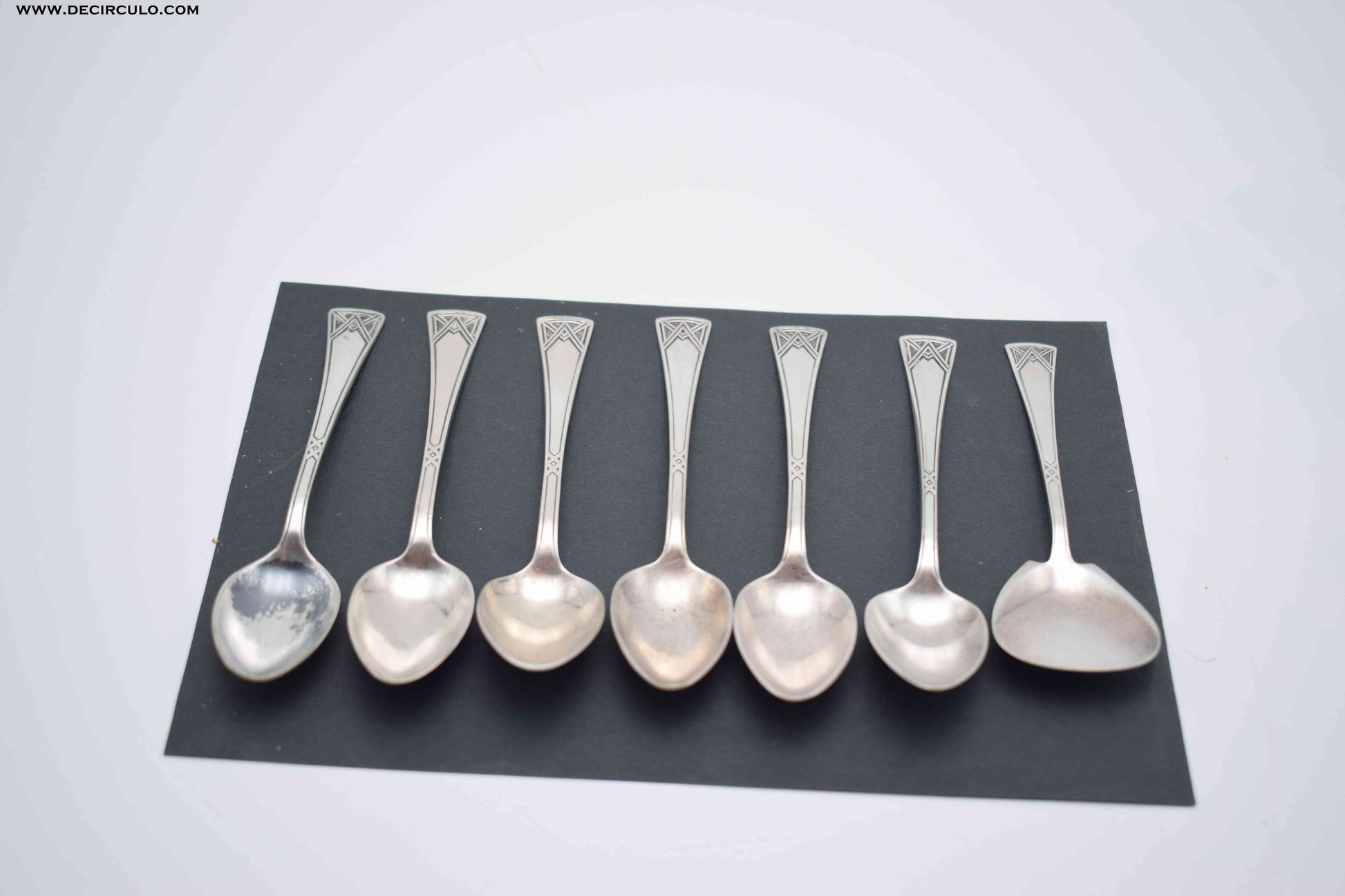 art deco, art nouveau, tea spoon 1930s, cake forks 1920s, Celtic Knot Teaspoon, René Lalique, Le Corbusier, Jugendstil cutlery, Epstein Brothers, Art Deco Interior, Cilquin gero, gispen coffee tea, art deco kitchen