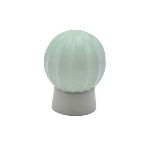 thabur lamp, art deco nouveau, french deco lamp, dutch glass, René Lalique, Le Corbusier, Jean Dunand, Sonia Delaunay, Chrysler new york, bauhaus, toilet light, titanic lamp, tiffany lamp