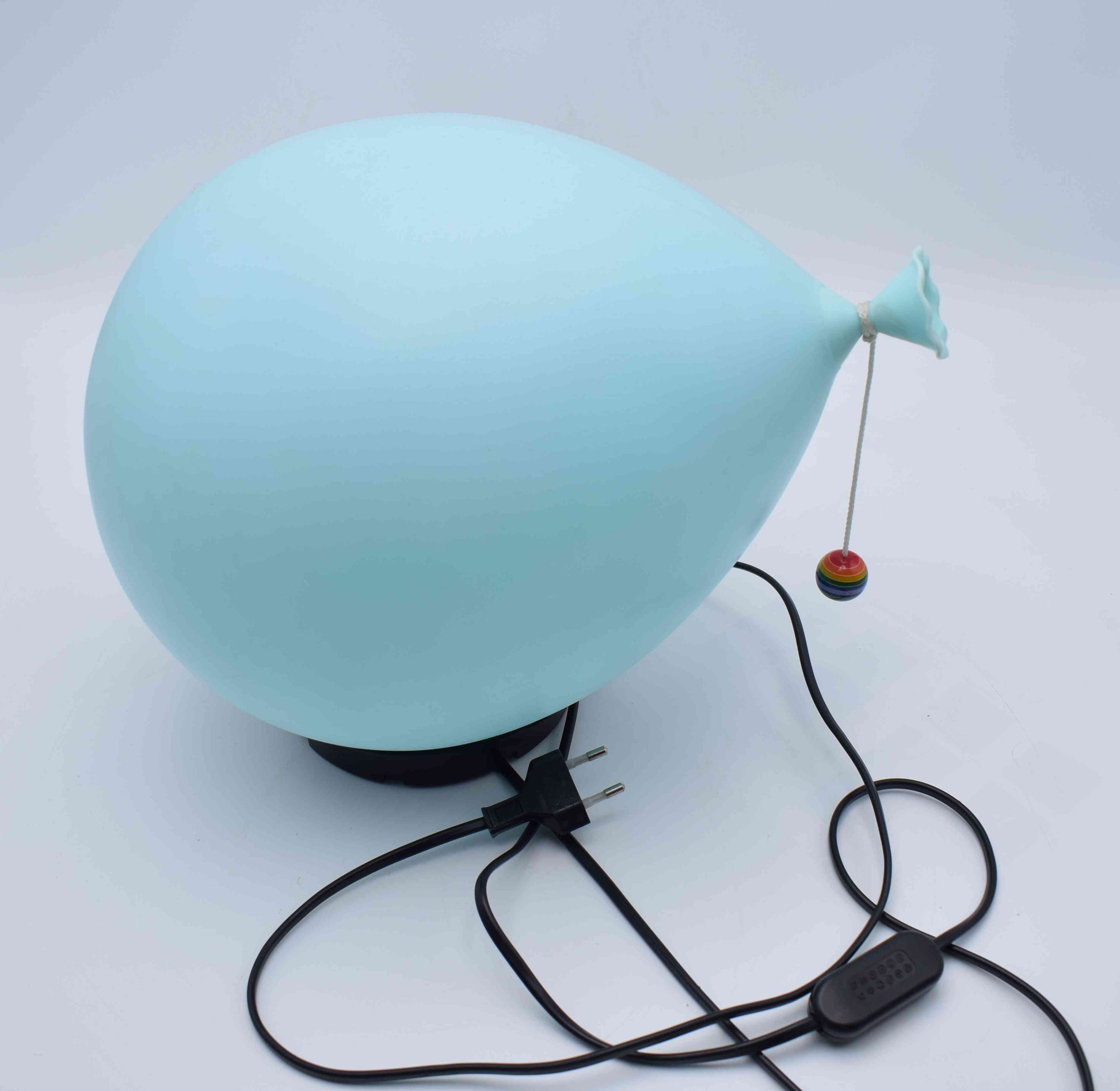 Balloon lamp designed by Yves Christin for Bilumen table or wall/ceiling light, Italy 1970s diffuser of blown plastic and black ABS base