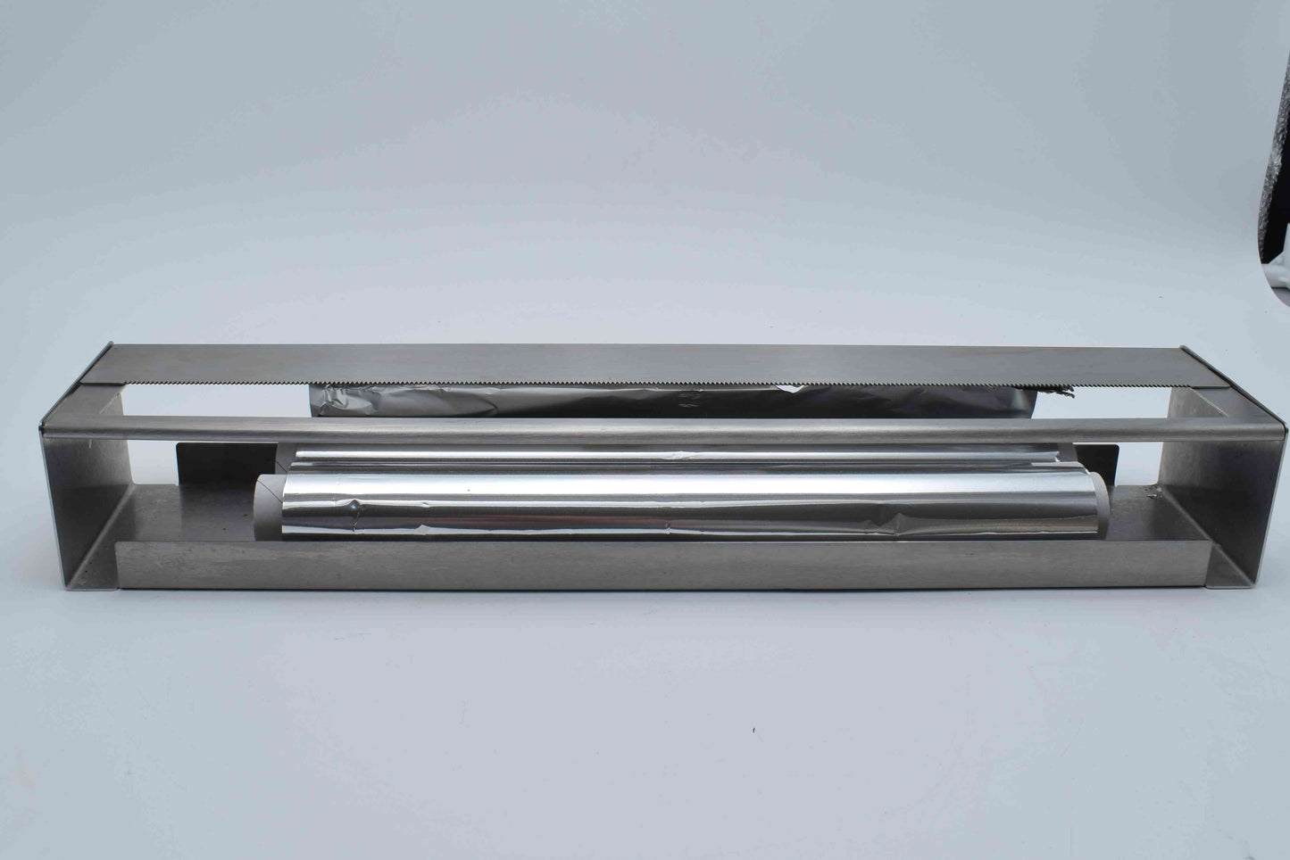 bulthaup kitchen, foil dispenser, bulthaup siematic, german kitchen, kitchen accessories, kitchen storage, vintage kitchen, design kitchen, kitchen aid, alessi Gaggenau, miele viking, BlueStar ikea, minimalistic design