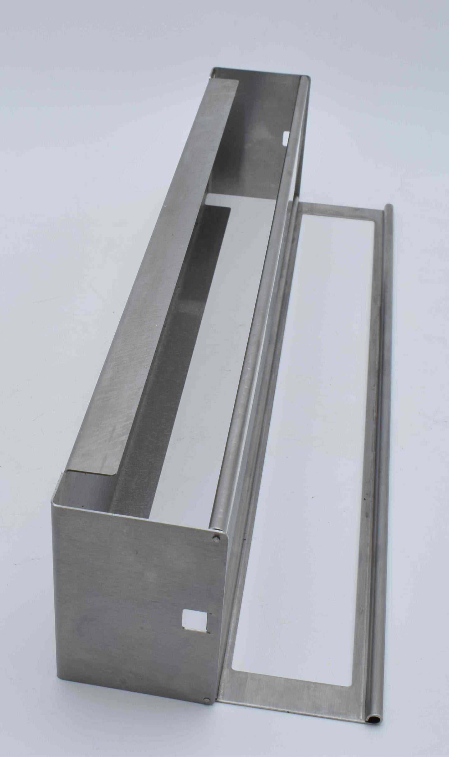 bulthaup kitchen, foil dispenser, bulthaup siematic, german kitchen, kitchen accessories, kitchen storage, vintage kitchen, design kitchen, kitchen aid, alessi Gaggenau, miele viking, BlueStar ikea, minimalistic design