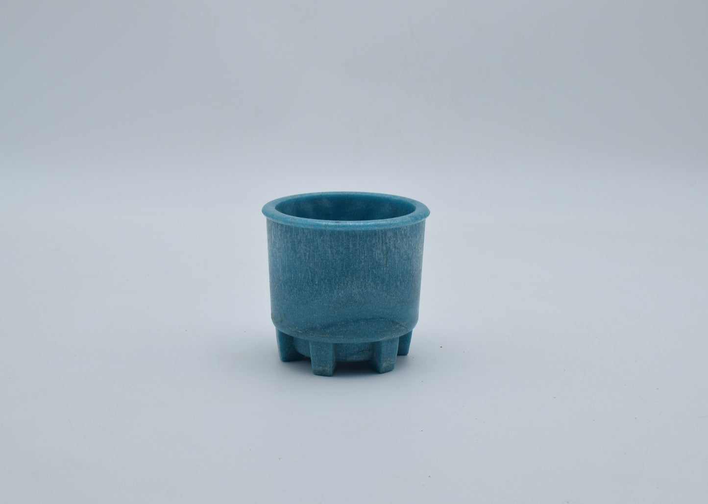 ad copier, cactus pot, flower pot, ceramic glass design, leerdam glass, 1950s graniver, art deco vase, presed glass, René Lalique, Dale Chihuly, Iittala glass, unica series, green yellow vase