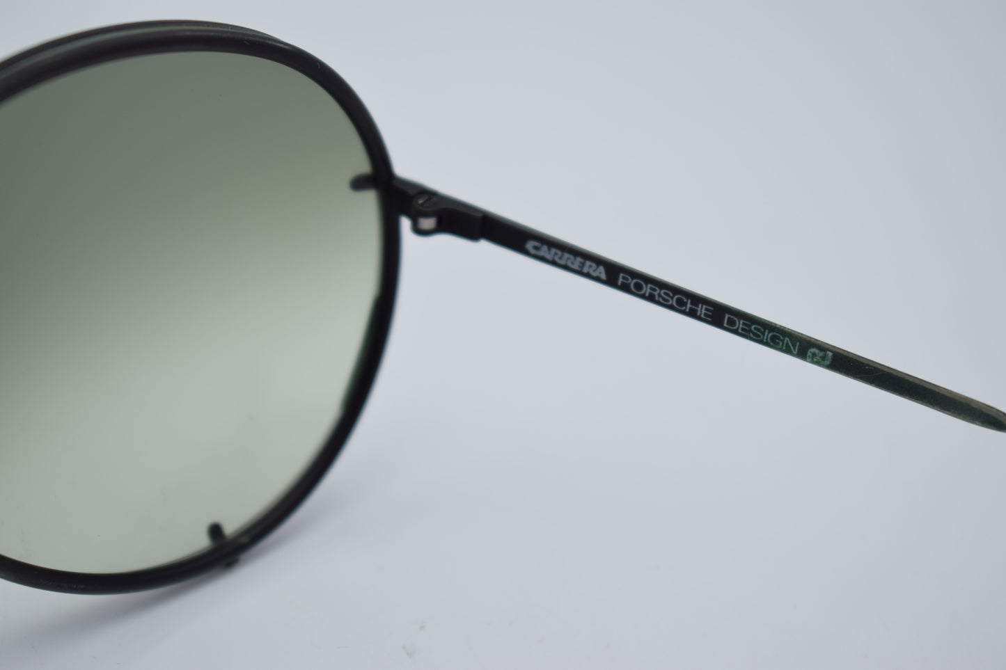 porsche sunglasses, vintage sunglasses, scarface al pacino, mafia sunglasses, 1980s style miami, miami vice, tony montana, design sunglasses, sunglases, sun glasses vintage, cartier rayban, Oakley Gucci, porsche design 5621