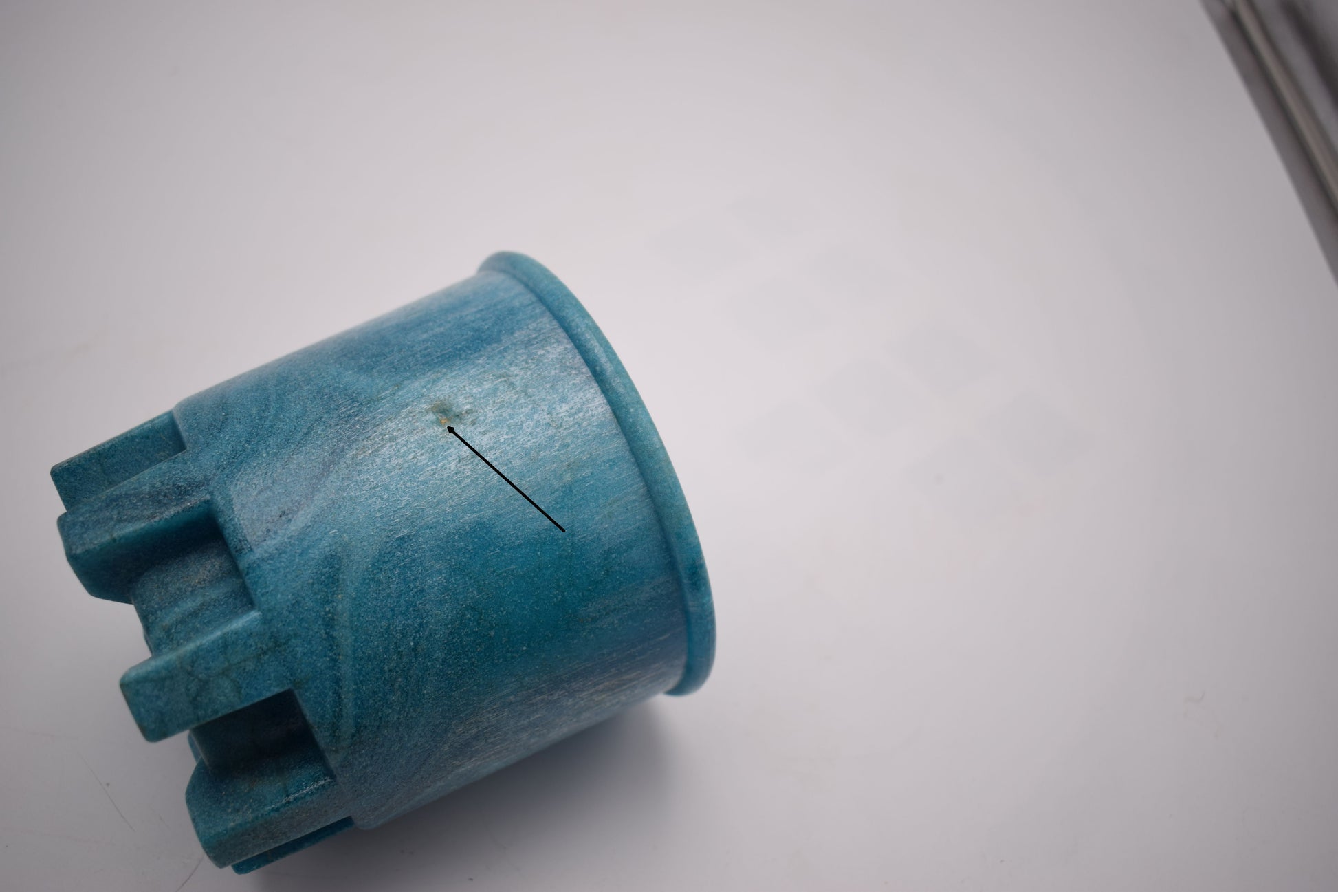 ad copier, cactus pot, flower pot, ceramic glass design, leerdam glass, 1950s graniver, art deco vase, presed glass, René Lalique, Dale Chihuly, Iittala glass, unica series, green yellow vase