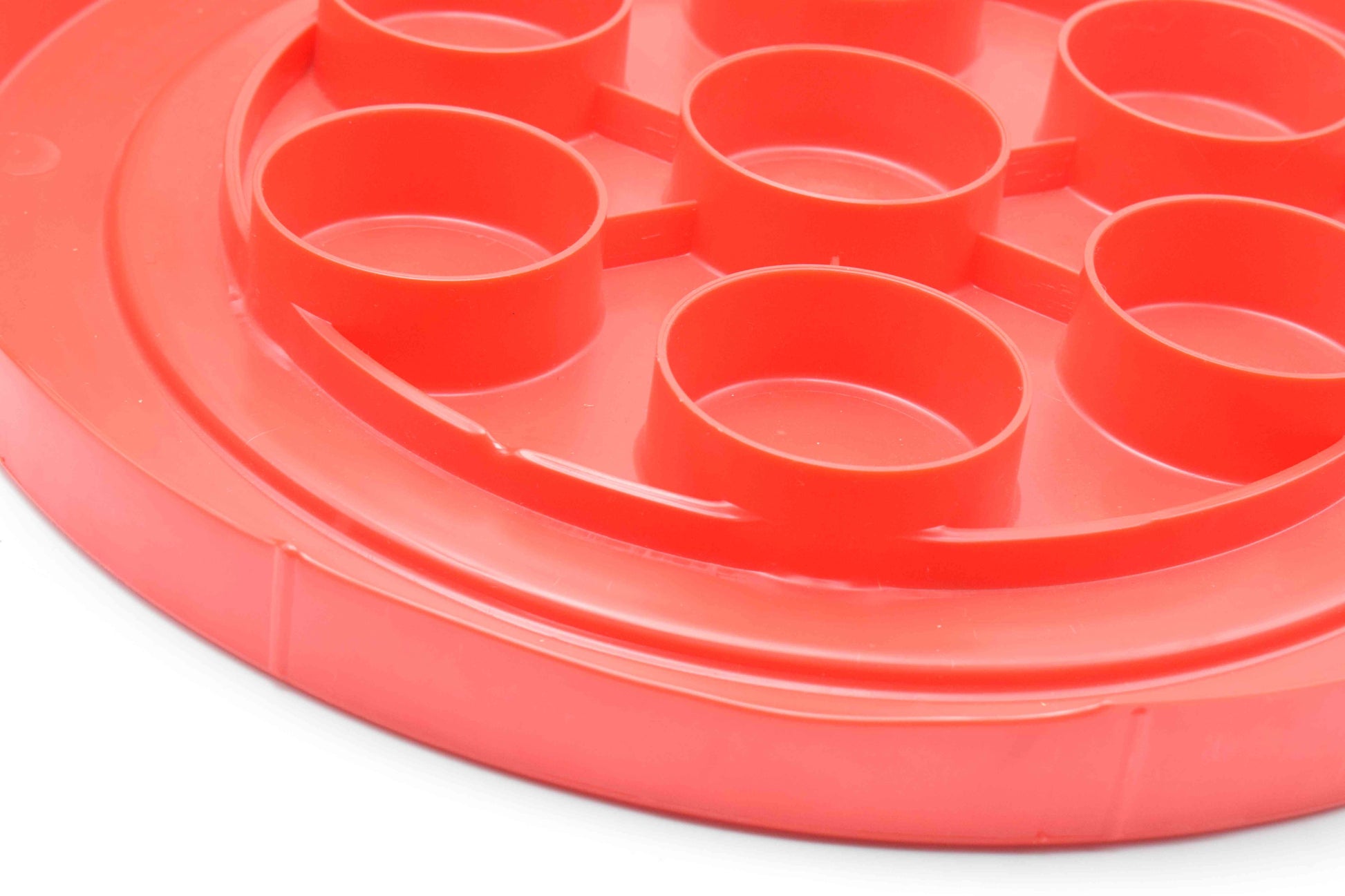 artemide, gismondi, italian design, kartell, colombo, retro, panton, space age, hall, eames, Black, james bond, decirculo