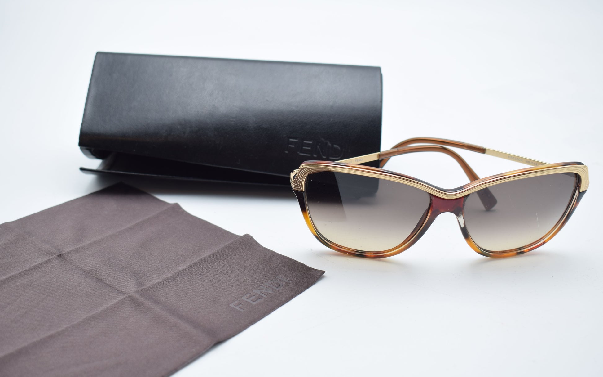 fendi chanel, vintage sunglasses, gucci prada, ray-ban oakley, persol balmain, burberry versace, cartier dior, Yves Saint Laurent, Miu Miu ysl, summer woman gift, dolce gabbana, Swarovski Trifari, Guerlain revlon