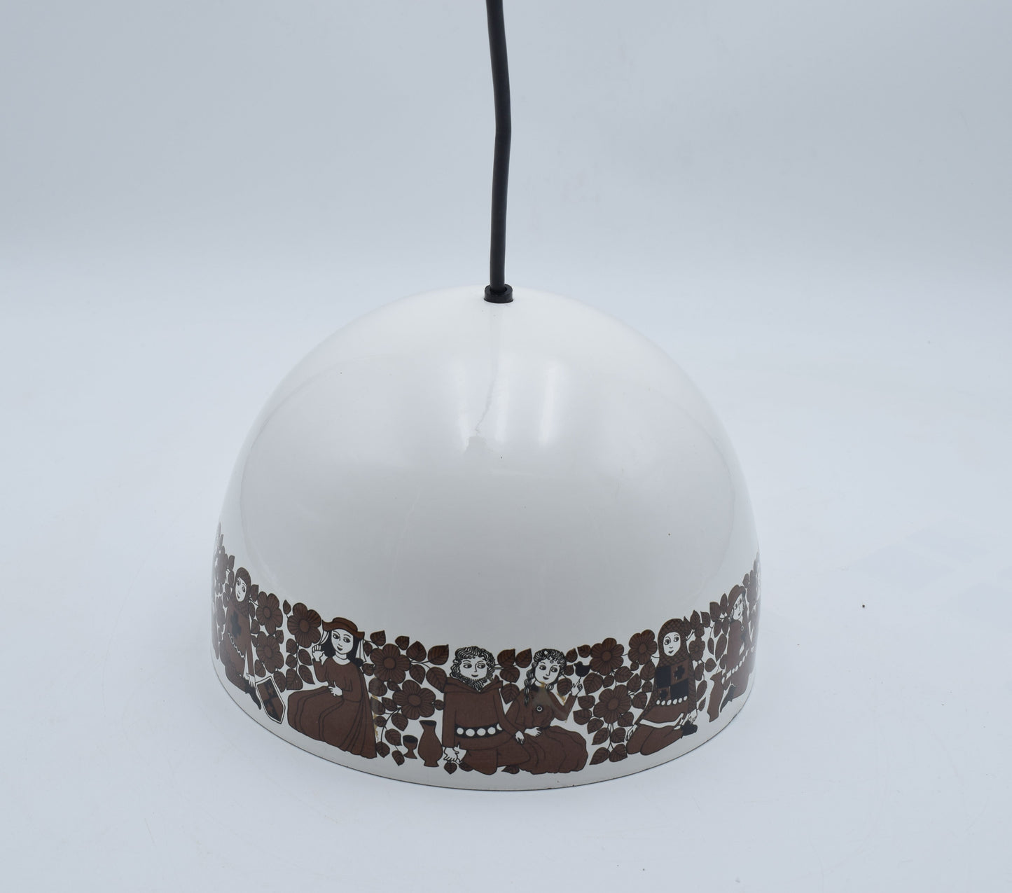 fog morup, enamel lamp, pendant light, franck arabia, louis poulsen, industrial lamp, verner panton, lyfa lyskaer, hala raak, holmegaard, jo Hammerborg, kitchen lamp, harry potter