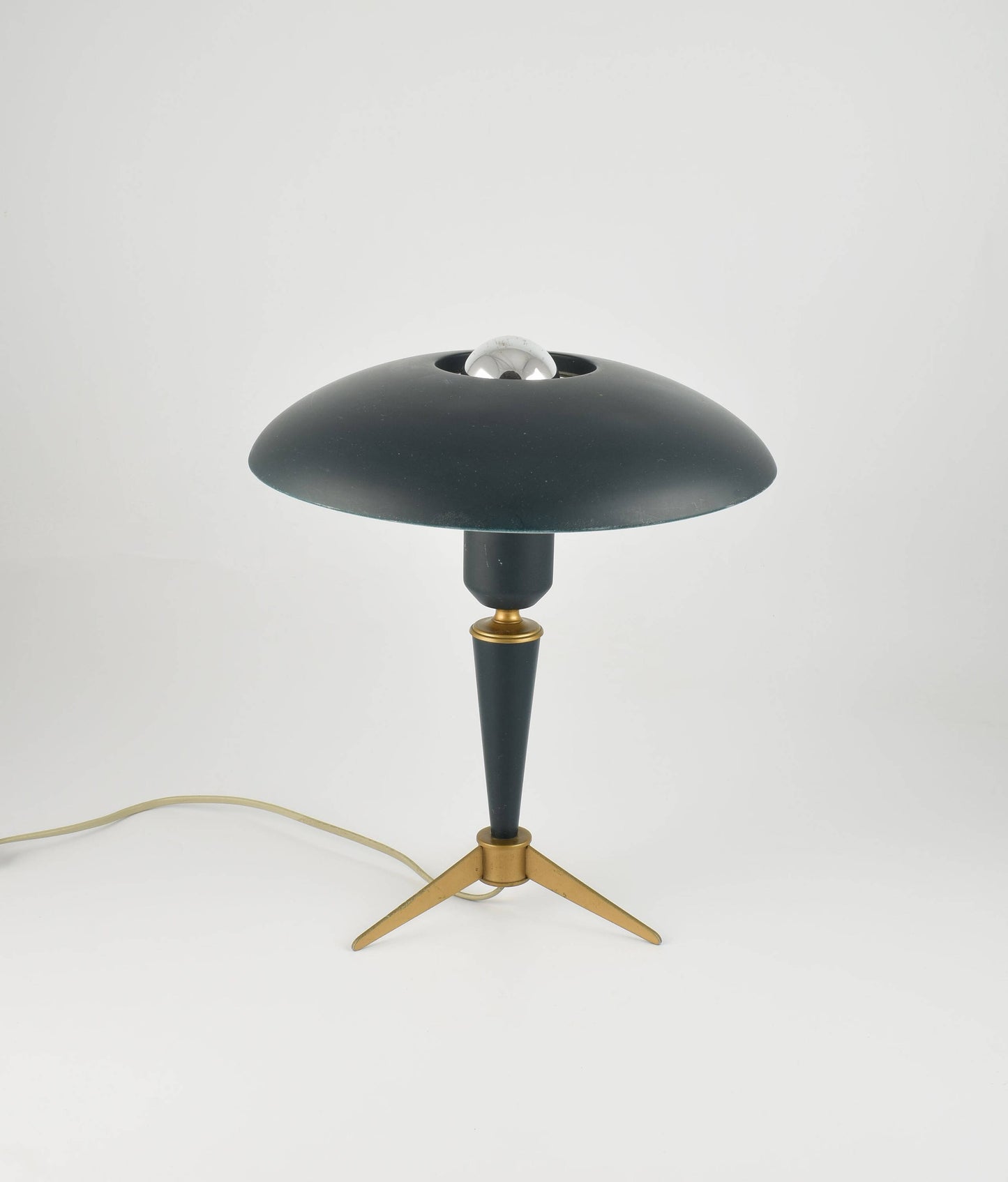 Louis Kalff tafellamp Philips industrieel design uit de jaren 50