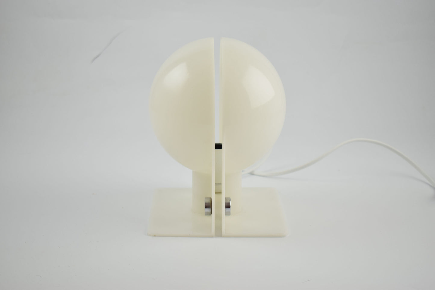 Harvey Guzzini bedtafellamp Sirio van Brazzoni &amp; Lampa Italiaans designicoon uit de jaren 70, wit
