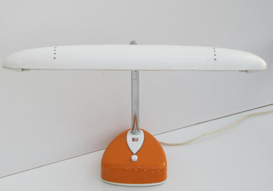 Lámpara de escritorio o de cama matsushita nacional de principios de los setenta. También se puede utilizar una lámpara de pared ver foto 4