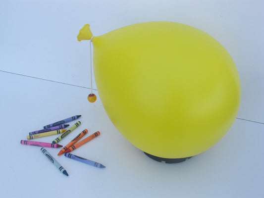 Lámpara de mesa o de pared diseñada por Yves Christin