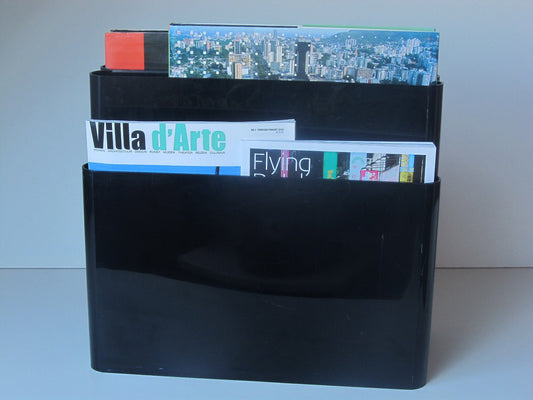 Revistero vintage Kartell Giotto Stoppino de los años 70