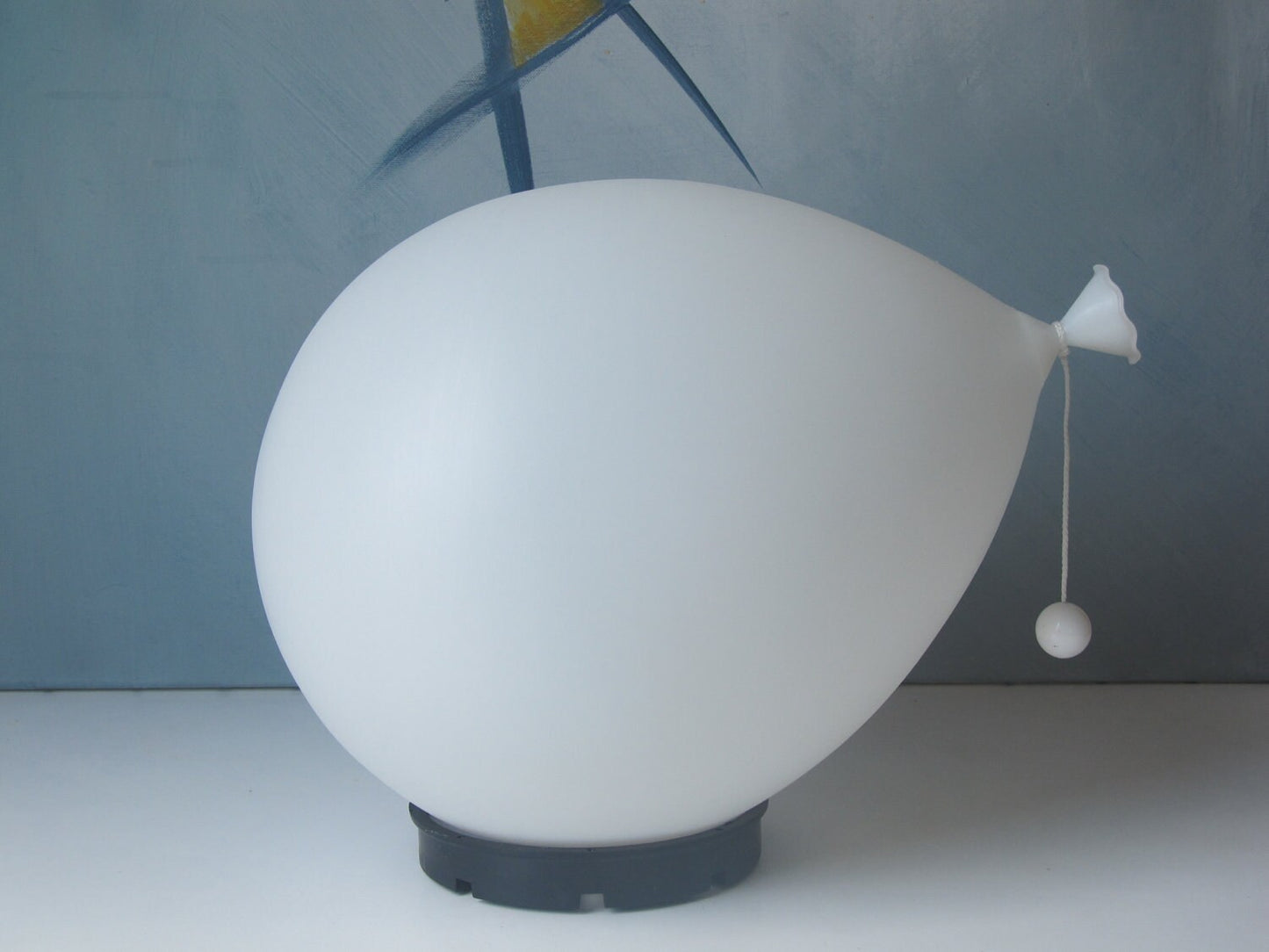 Lámpara de mesa o aplique/techo Balloon diseñada por Yves Christin para Bilumen