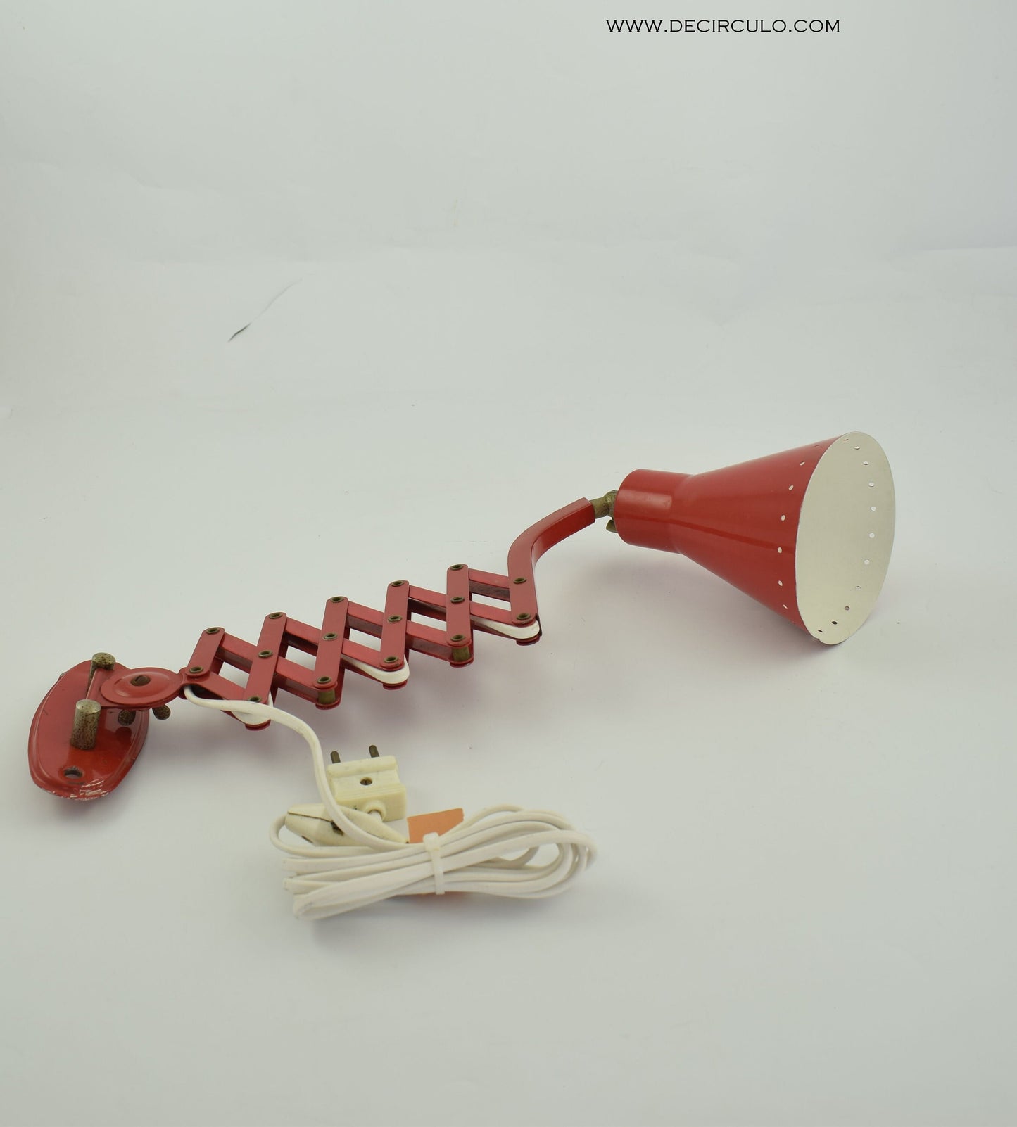 Aplique de tijera. Lámpara de pared vintage con forma de tijera roja de los años 60 atribuida a la firma holandesa Hala