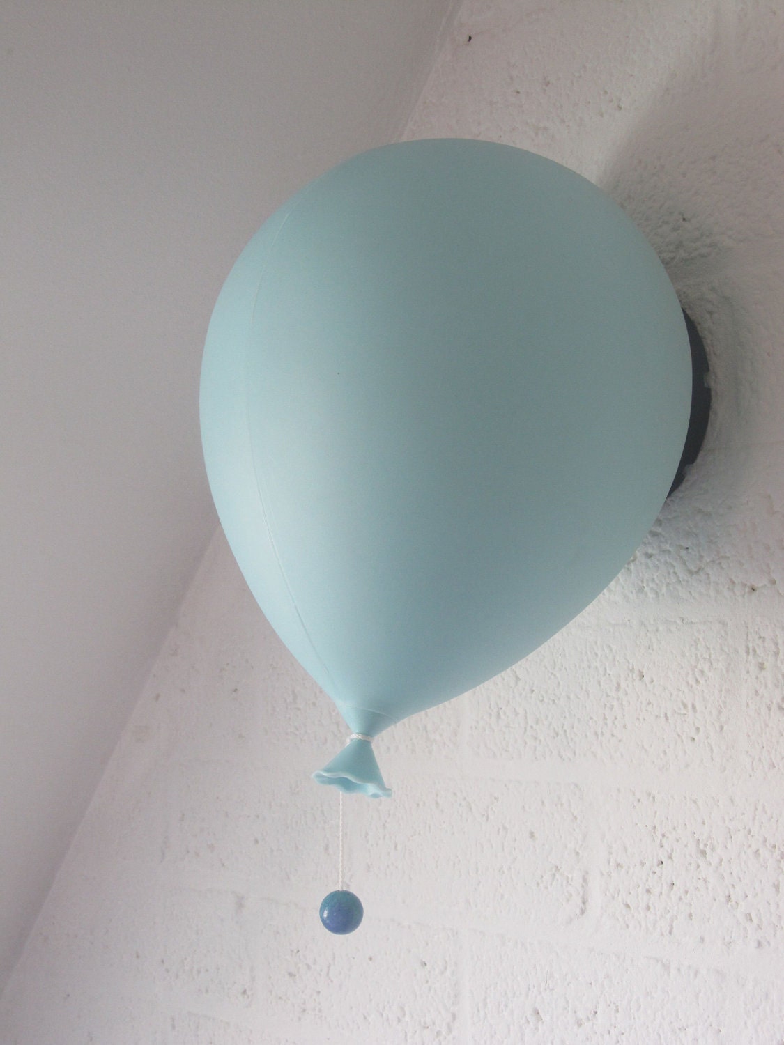 Balloonlamp Yves Christin for bilumen Lámpara de sobremesa o aplique de techo, Italia años 70 difusor de plástico soplado y base de ABS negro