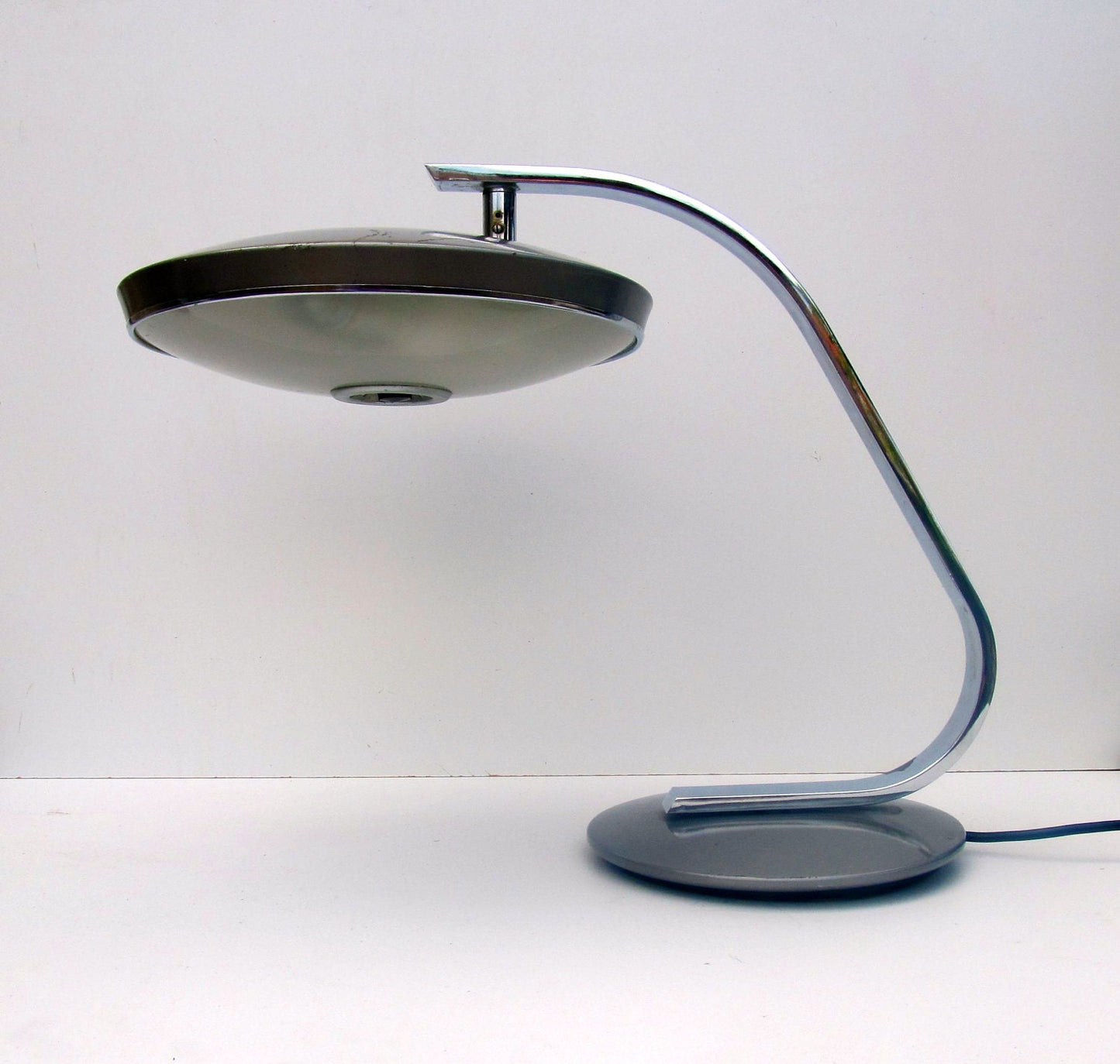 Fase Lamp Madrid space age Tafel- of bureaulamp, Spaanse modernistische lamp uit het midden van de eeuw uit de jaren 70