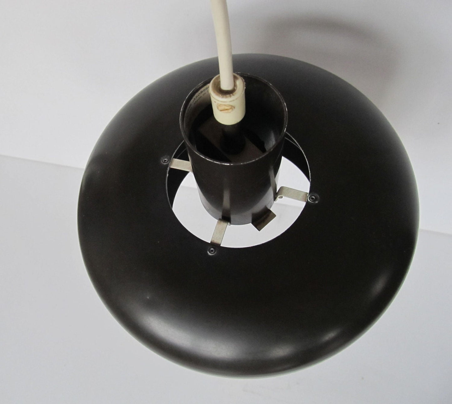 Lámpara colgante Hans Agne Jakobsson para Markaryd, lámpara sueca de diseño medio moderno marrón oscuro