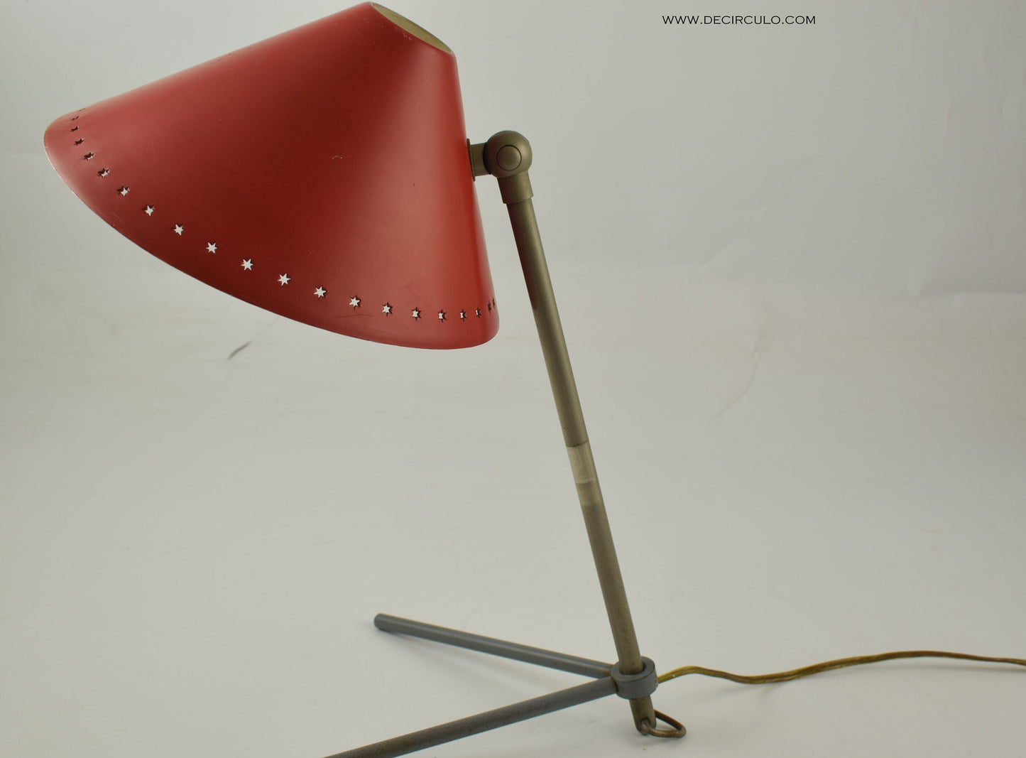 Lámpara de pared o mesa Pinocho roja diseñada en 1956 por H.Th.A. Busquet