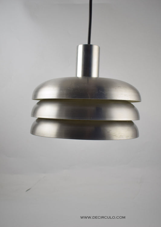 Hans Agne Jakobsson T-724 hanglamp voor Markaryd, aluminium Zweedse midden moderne designlamp