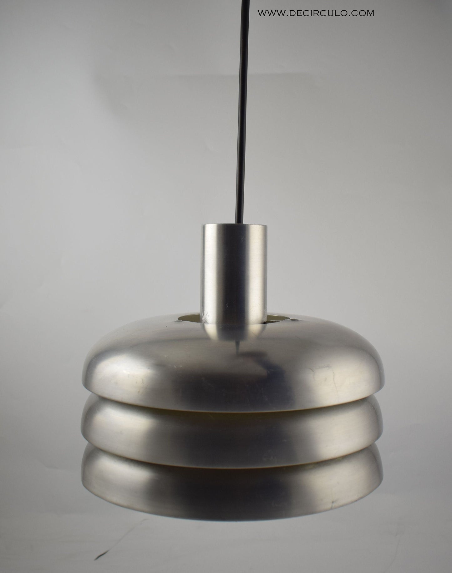 Lámpara colgante Hans Agne Jakobsson T-724 para Markaryd, lámpara de diseño moderno sueco de aluminio
