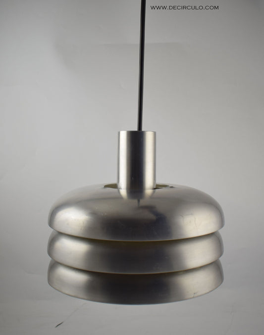 Hans Agne Jakobsson T-724 hanglamp voor Markaryd, aluminium Zweedse midden moderne designlamp